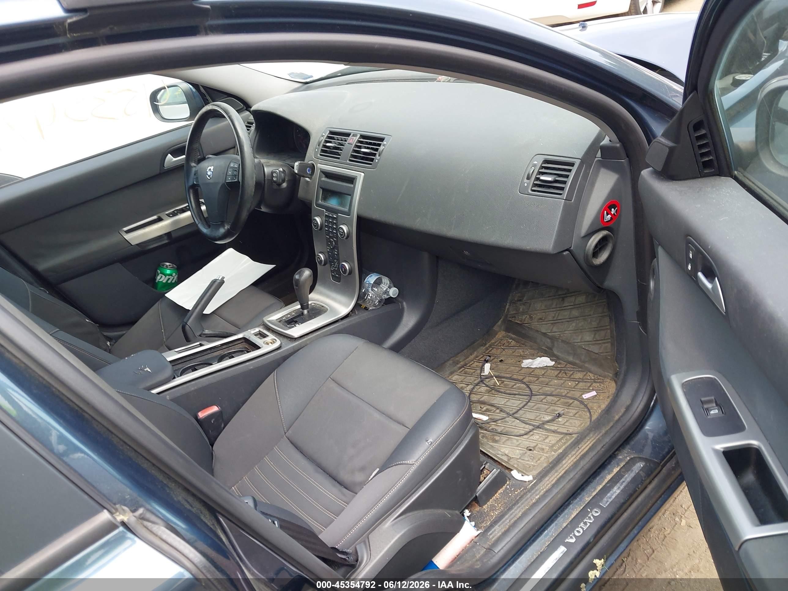 2009 Volvo V50 2.4i Blue vin: YV1MW390092471551