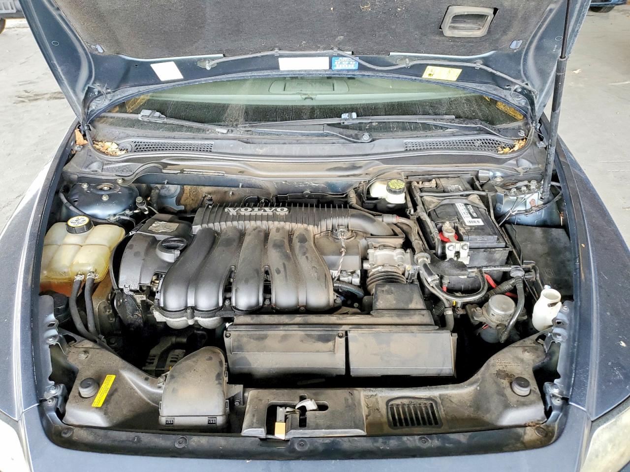 2005 Volvo V50 2.4i Blue vin: YV1MW390152108573