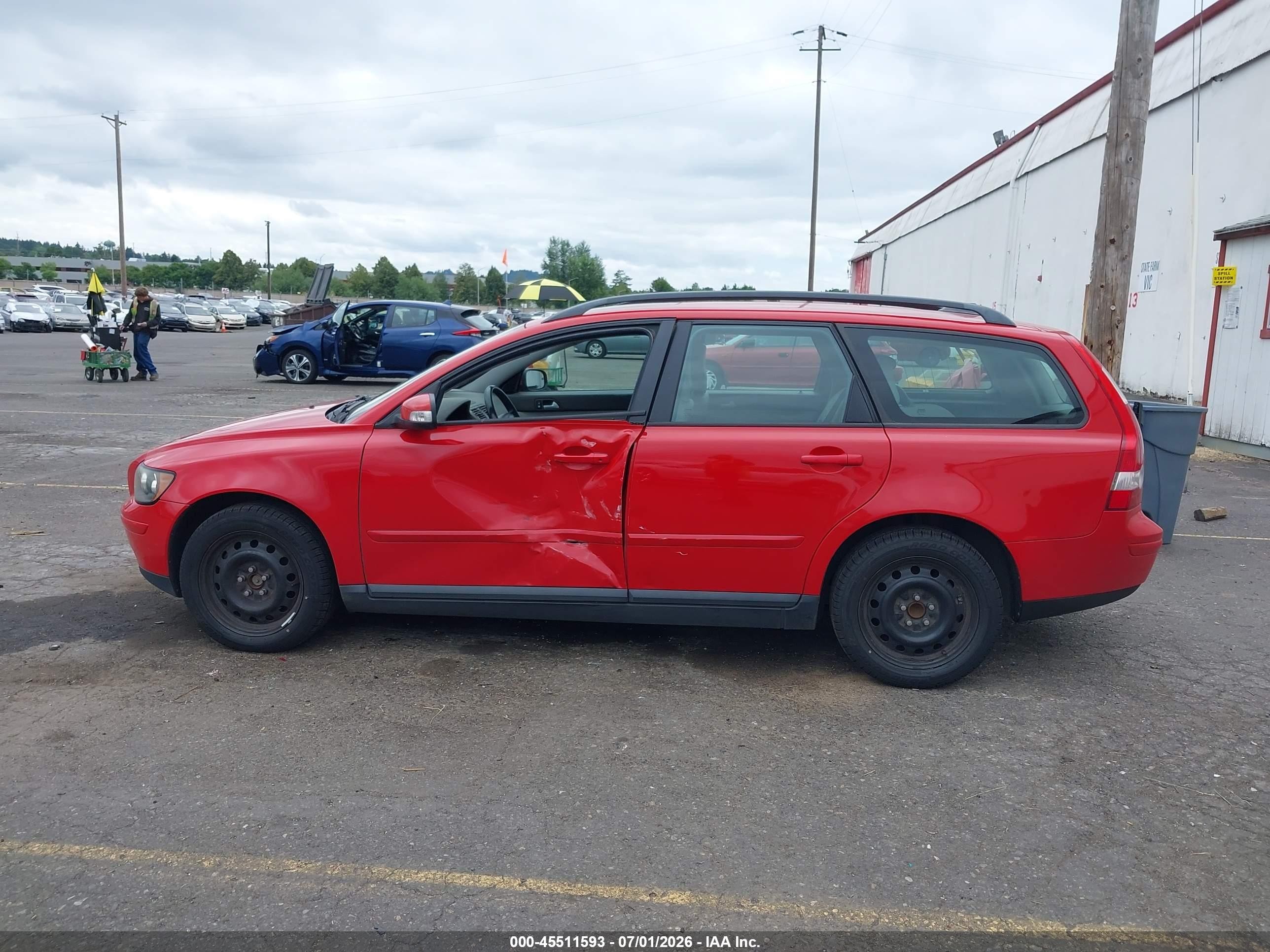 2007 Volvo V50 2.4i Red vin: YV1MW390172283151