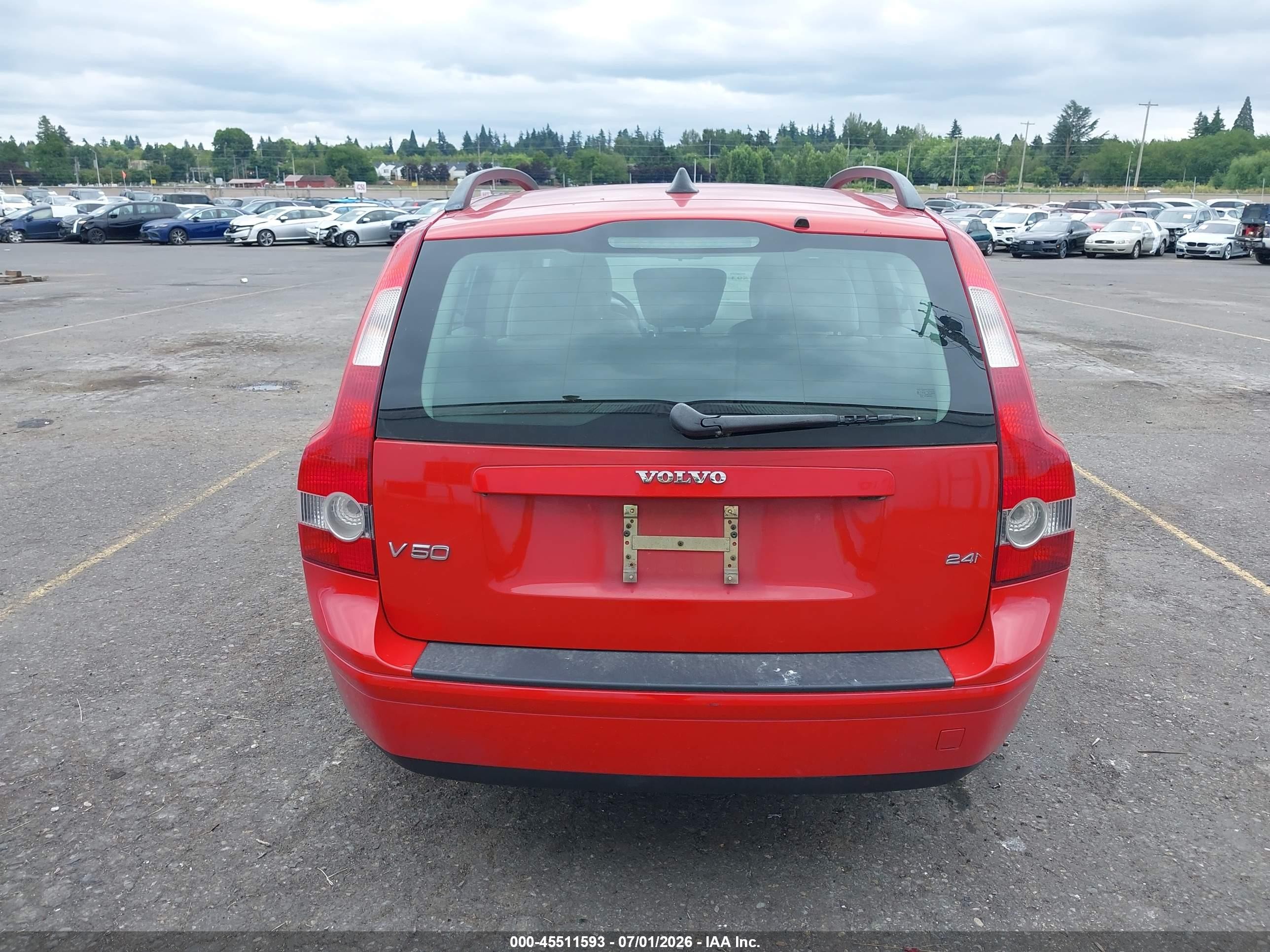 2007 Volvo V50 2.4i Red vin: YV1MW390172283151