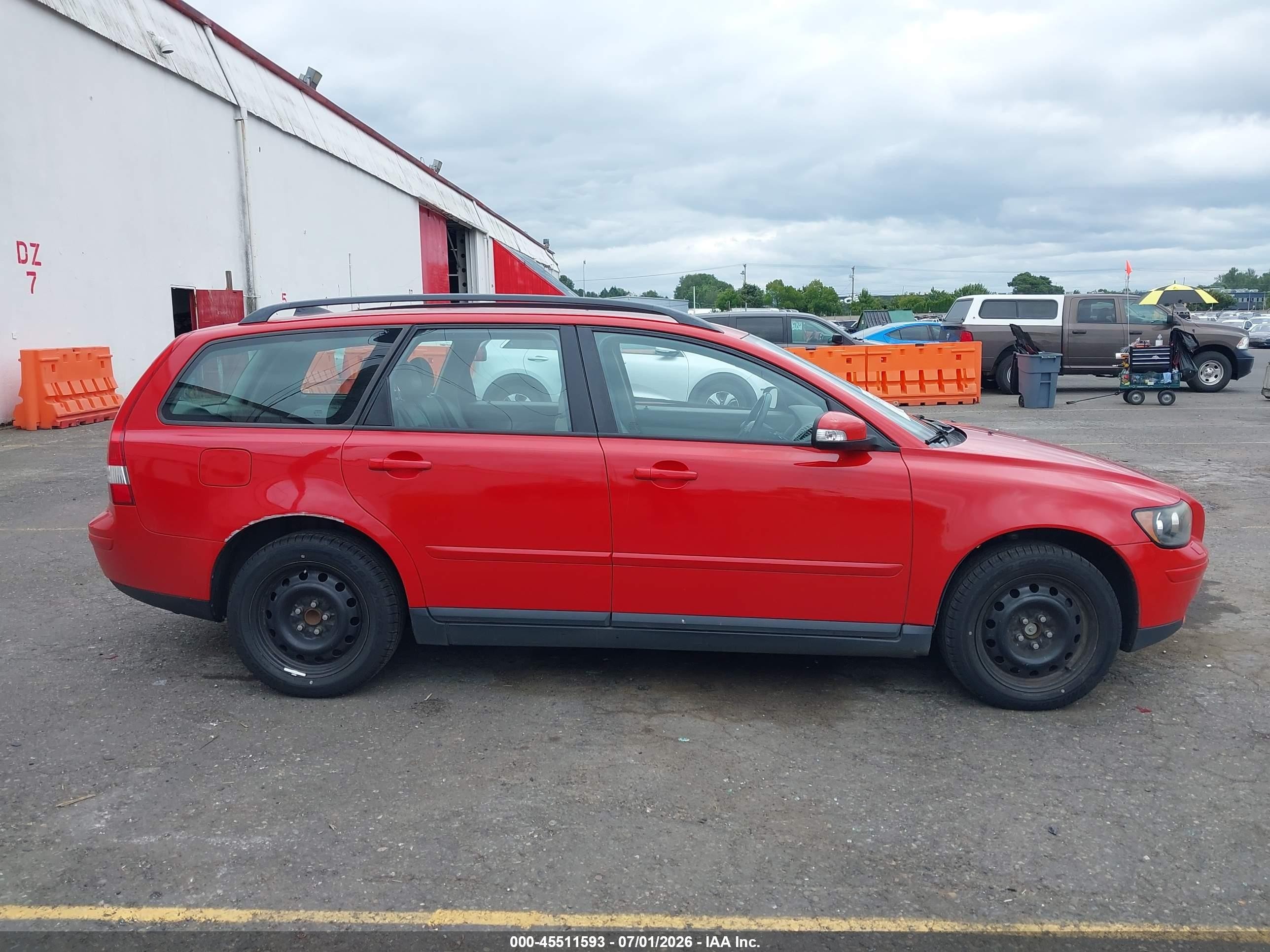 2007 Volvo V50 2.4i Red vin: YV1MW390172283151