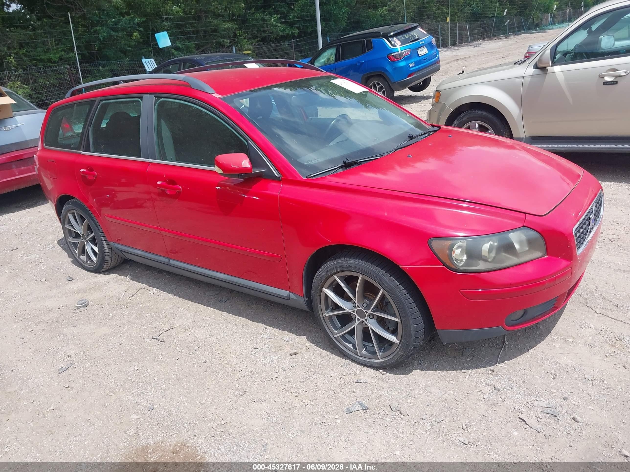 2005 Volvo V50 2.4i A/2.4i A Sr Red vin: YV1MW390252063093