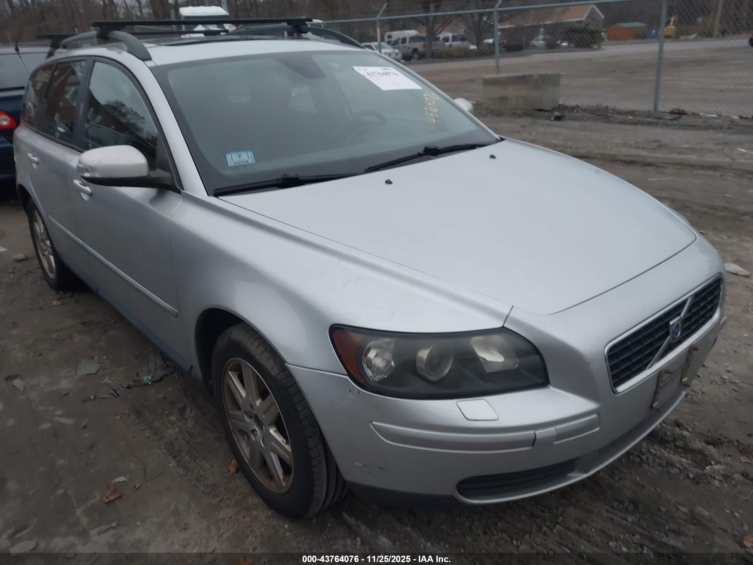 YV1MW390372288948