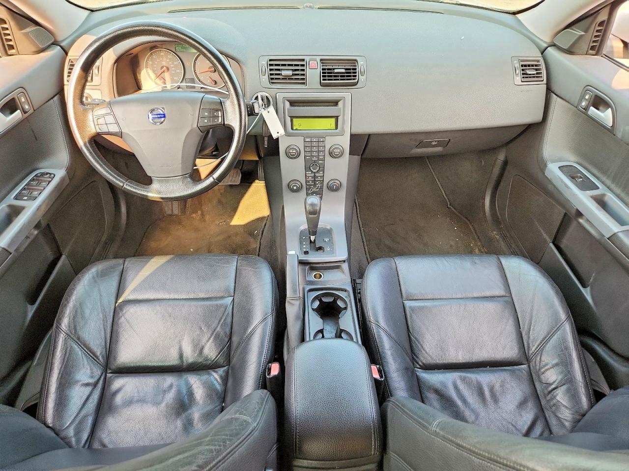 2007 Volvo V50 2.4i Silver vin: YV1MW390372327280