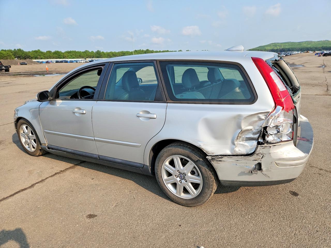 2007 Volvo V50 2.4i Silver vin: YV1MW390372327280