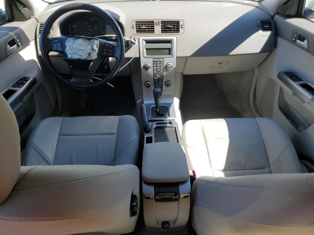 2009 Volvo V50 2.4i White vin: YV1MW390392486237