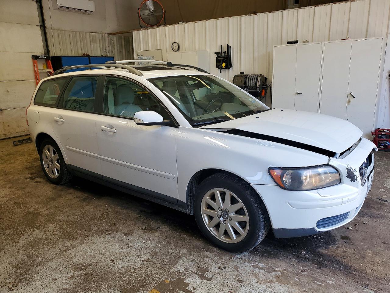 2006 Volvo V50 2.4i White vin: YV1MW390462190820