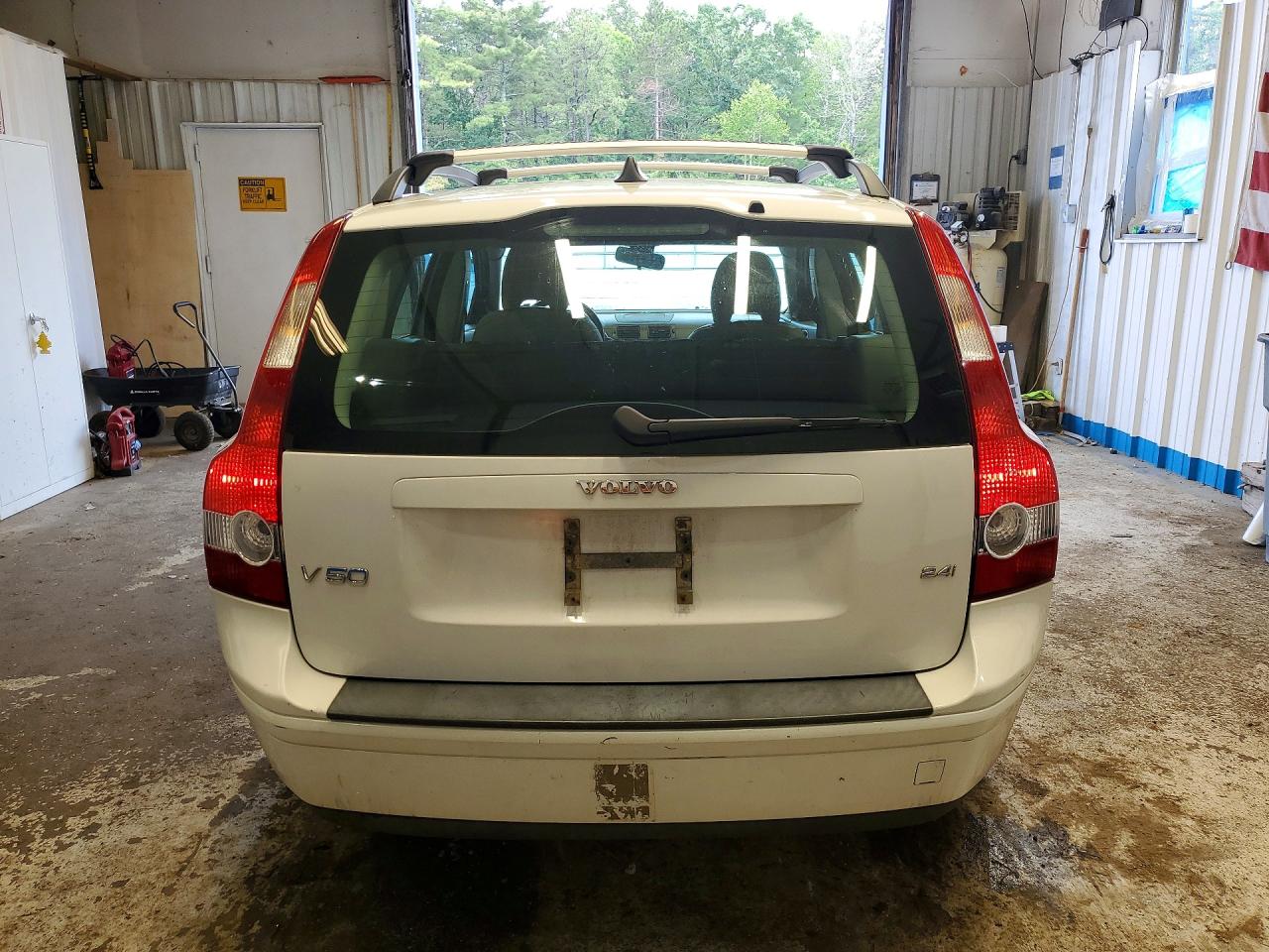 2006 Volvo V50 2.4i White vin: YV1MW390462190820