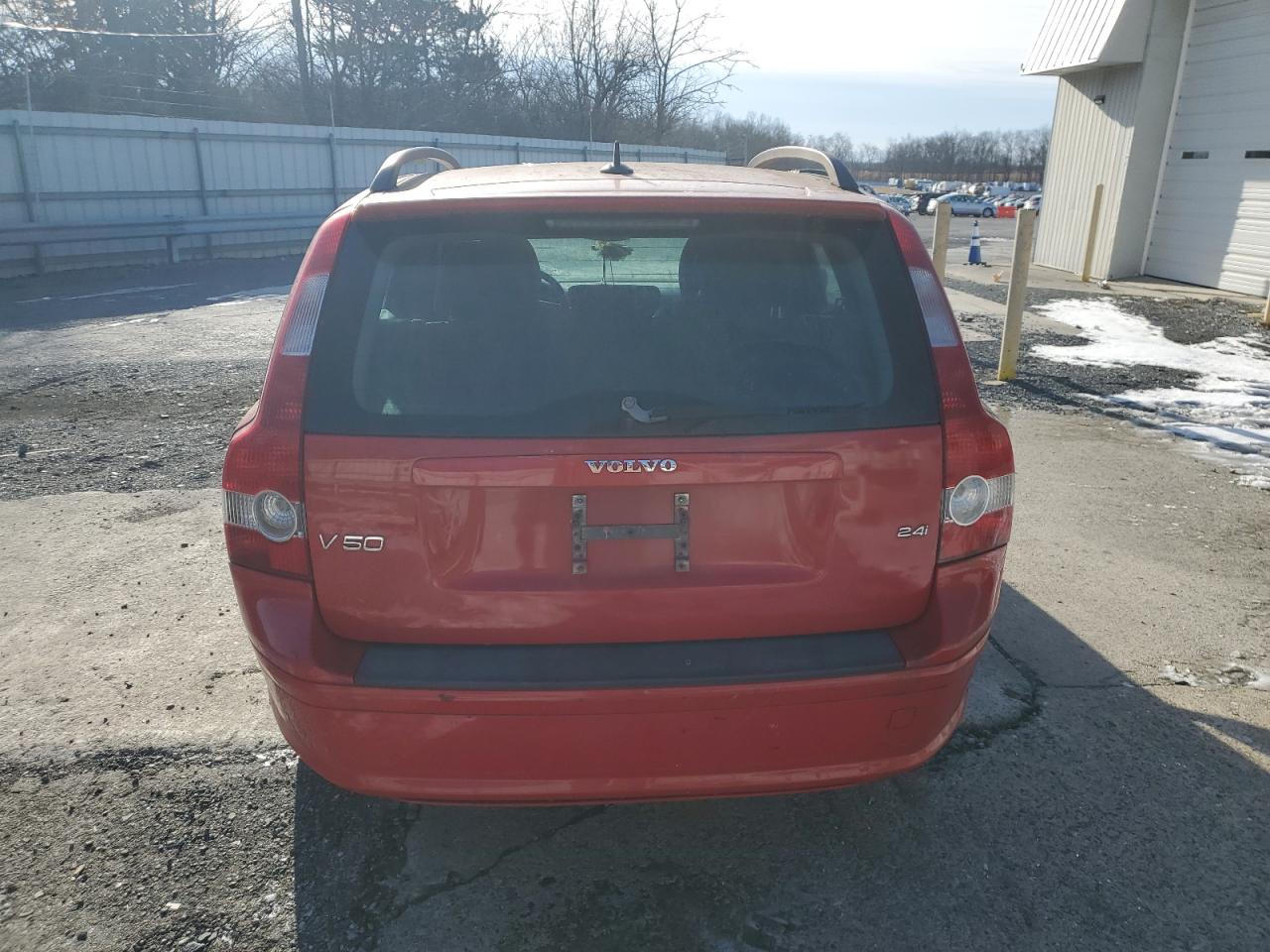 2005 Volvo V50 2.4i Red vin: YV1MW390552063086 Damage: Rear Bumper, Multiple Scratches Heavy, 7