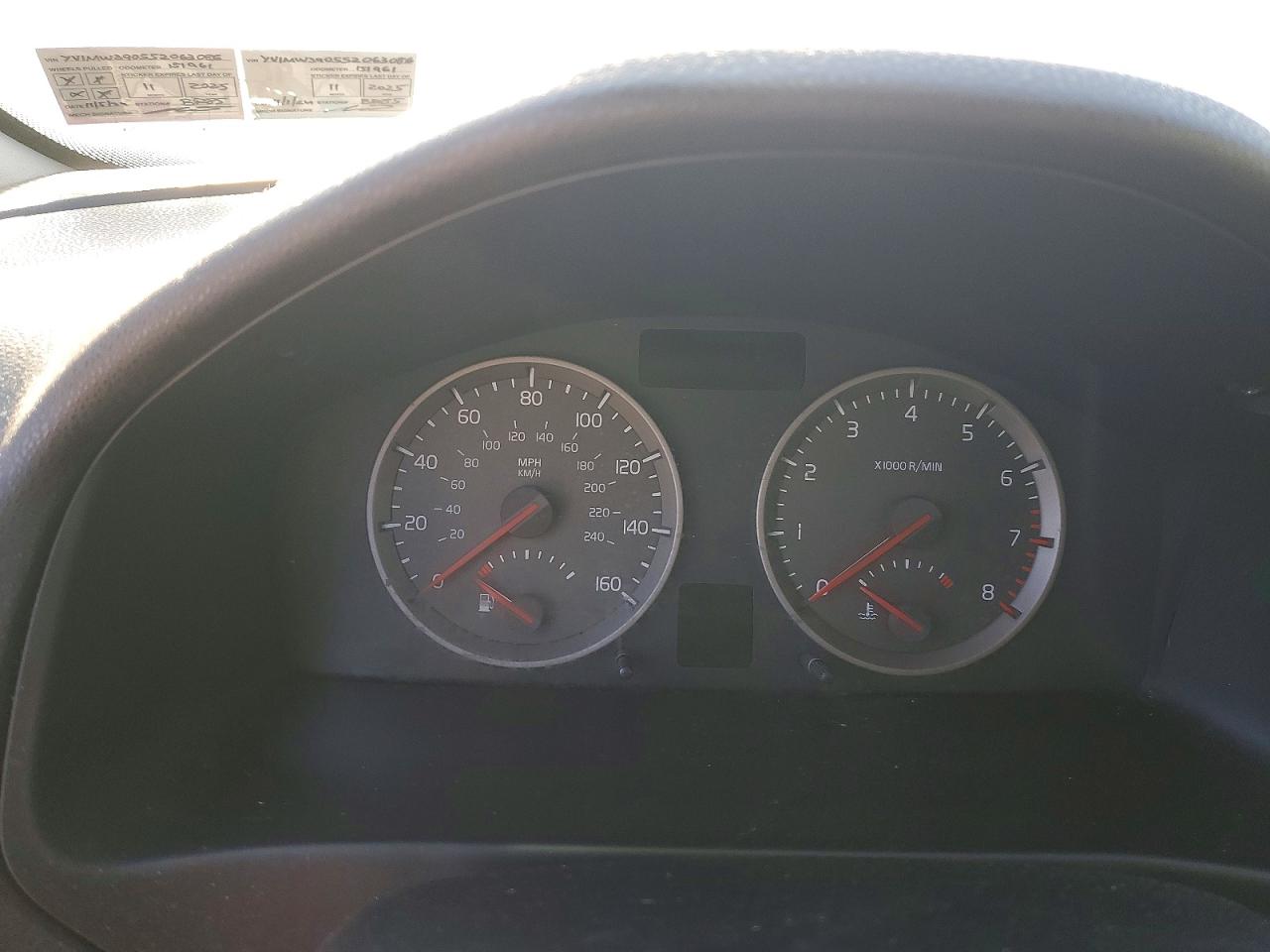2005 Volvo V50 2.4i Red vin: YV1MW390552063086