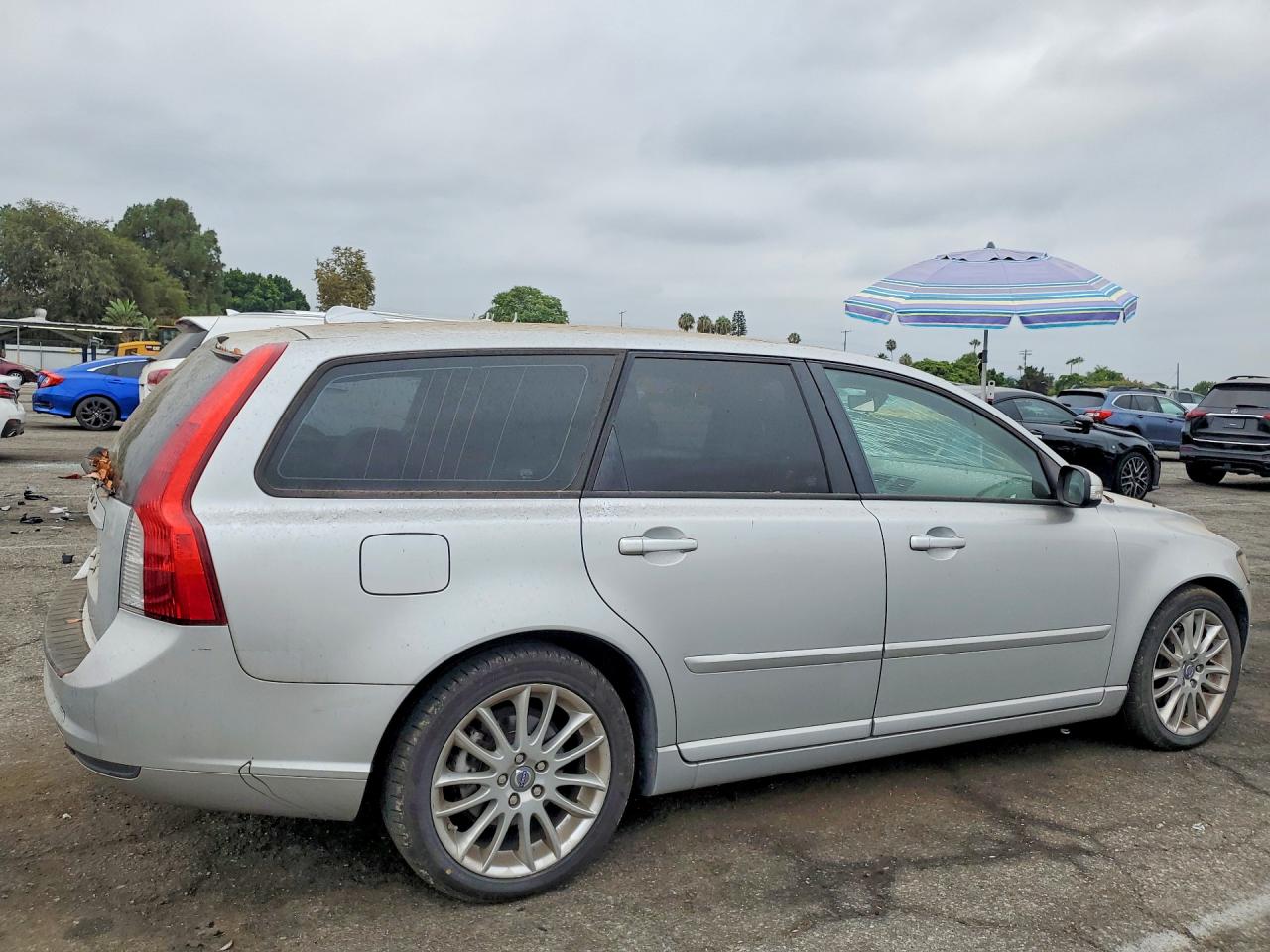 2009 Volvo V50 2.4i Silver vin: YV1MW390792473619
