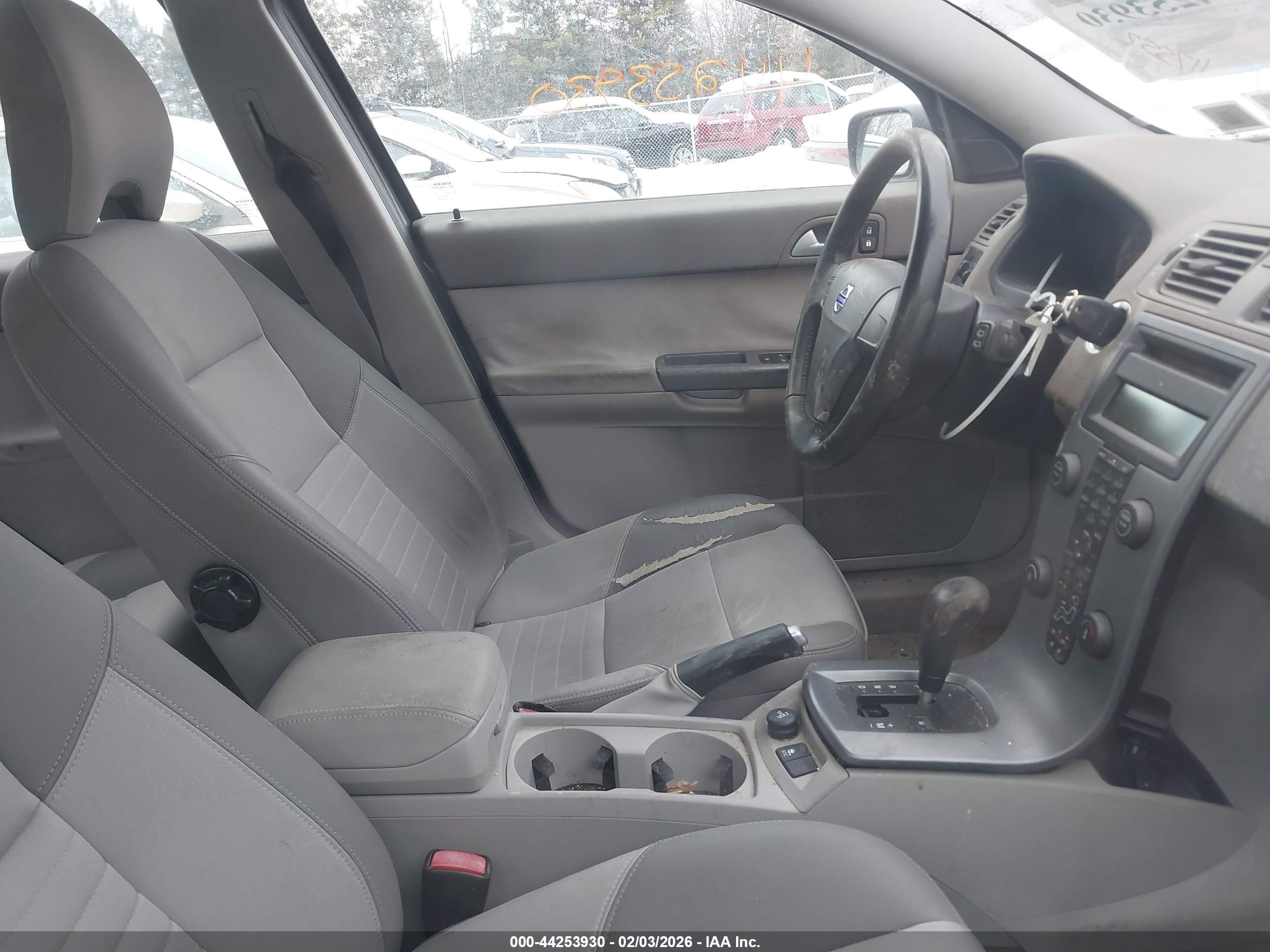 2005 Volvo V50 2.4i Silver vin: YV1MW390852066449