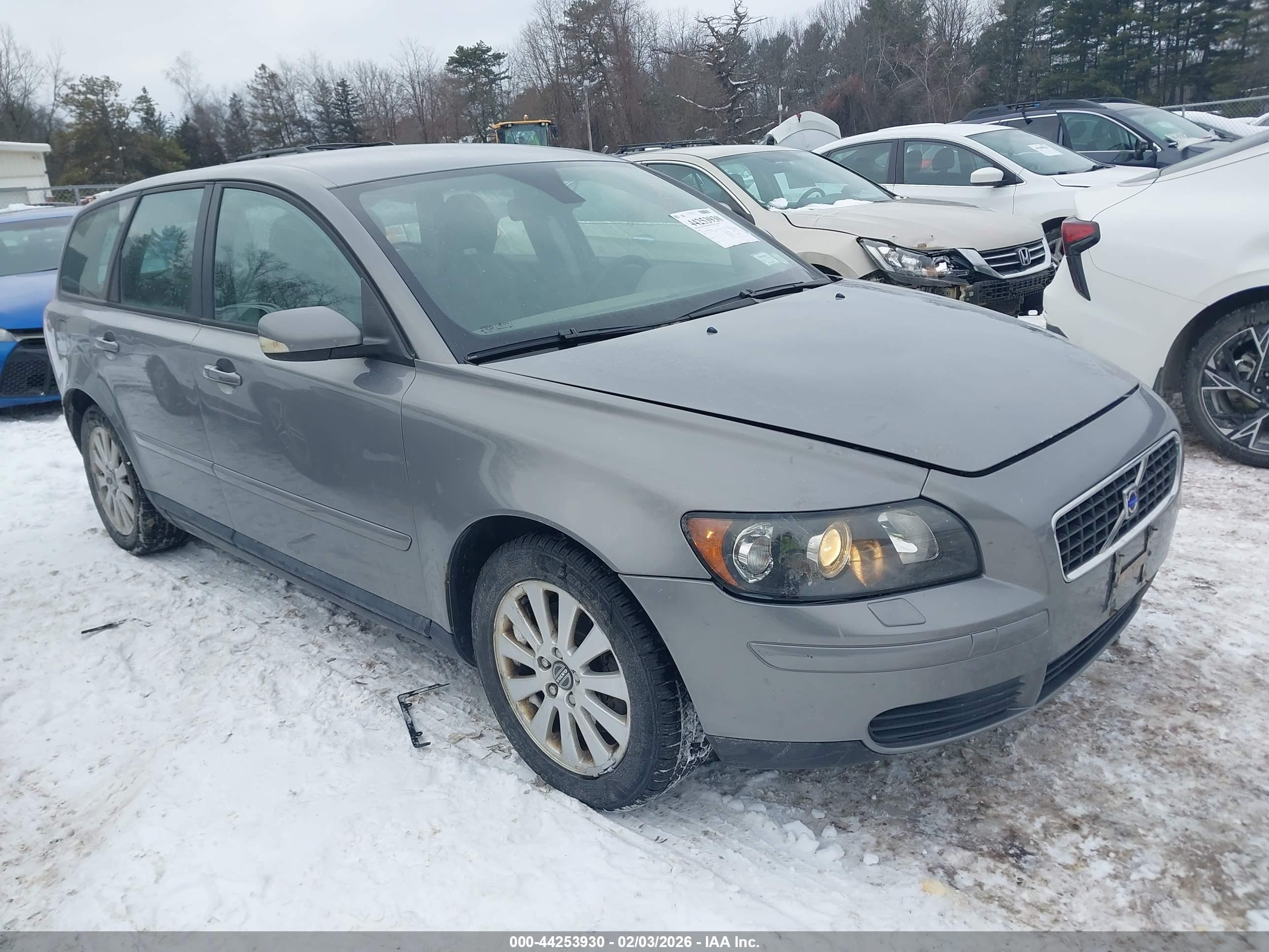 2005 Volvo V50 2.4i Silver vin: YV1MW390852066449