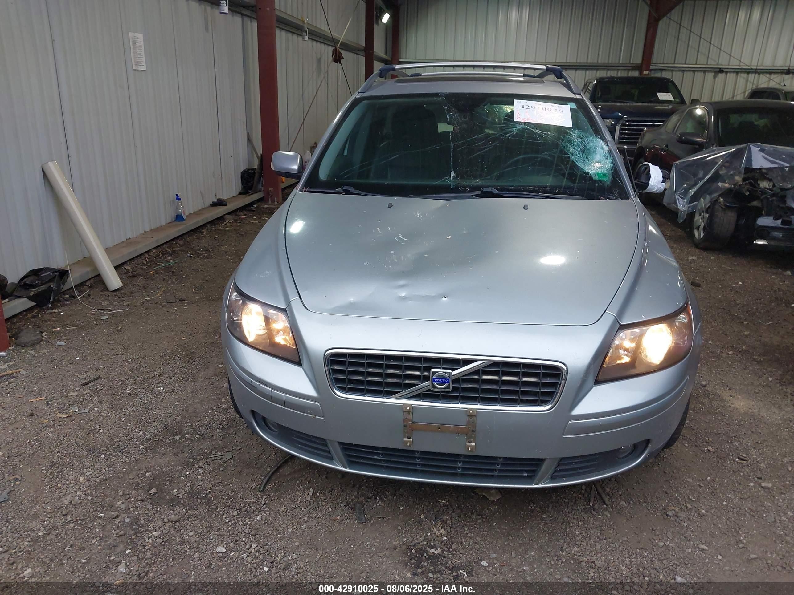 2006 Volvo V50 T5 Light Blue vin: YV1MW682662216516