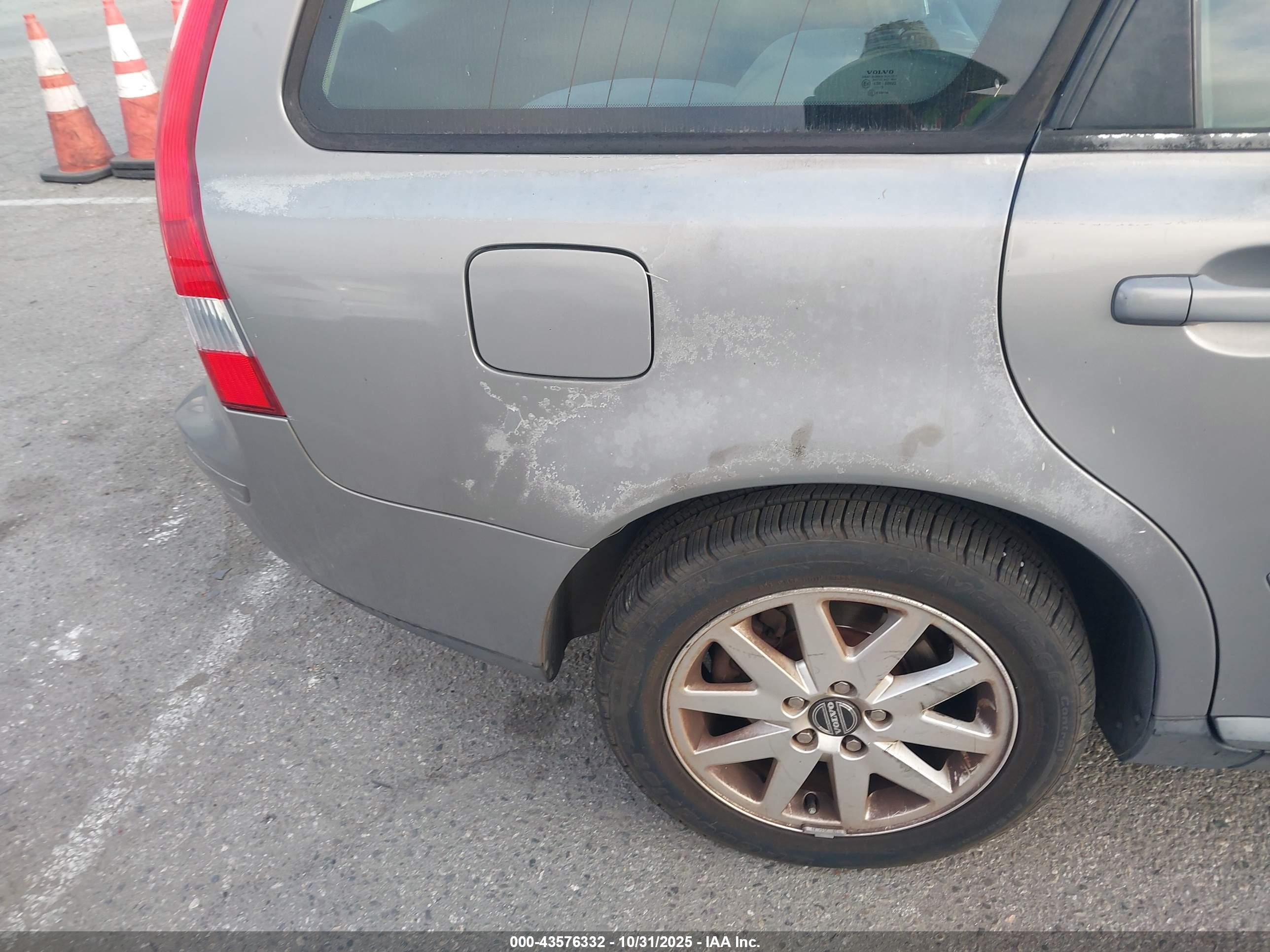 2006 Volvo V50 T5 Gray vin: YV1MW682962184788