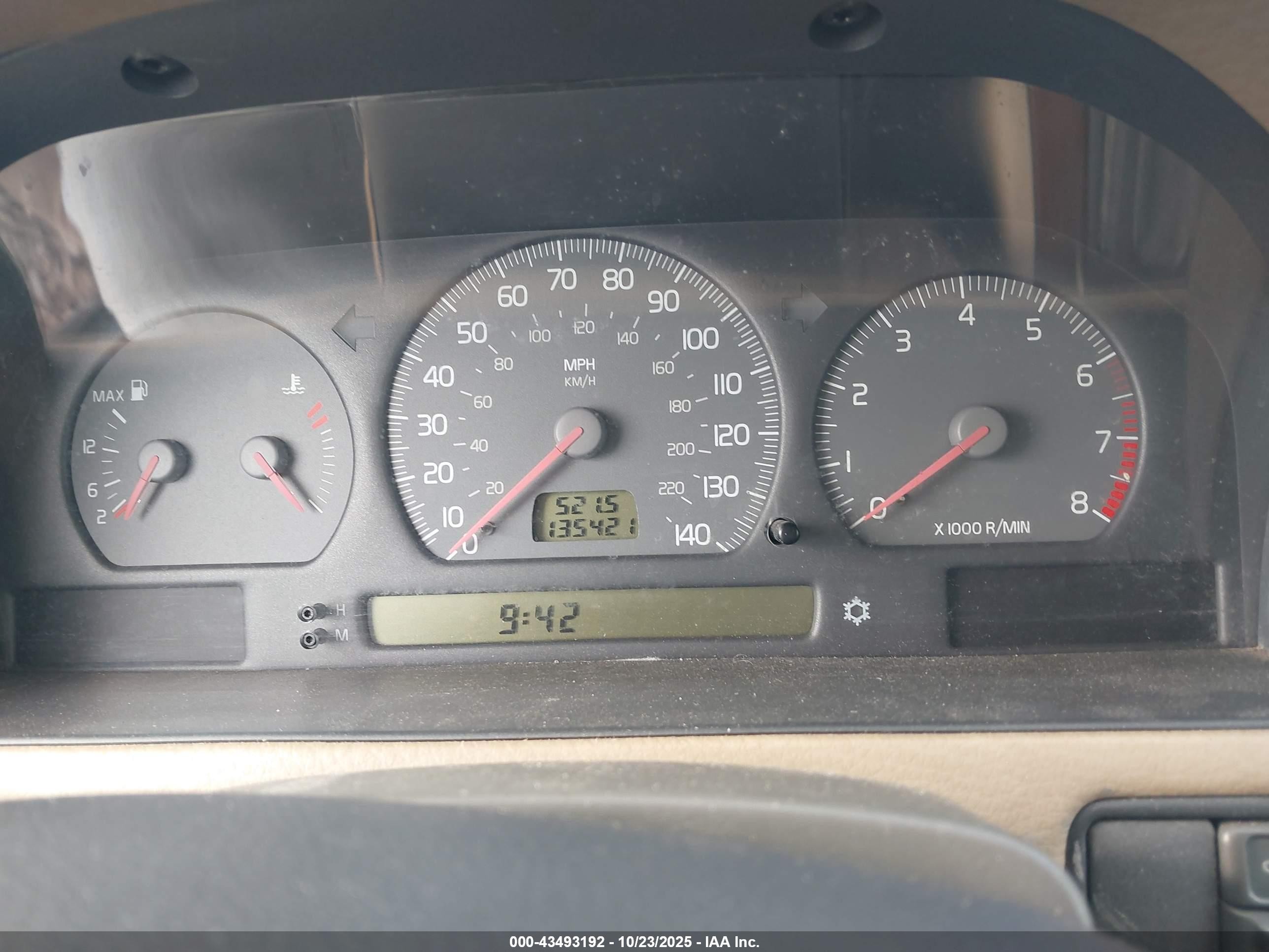 2000 Volvo C70 Ht Кремовый vin: YV1NC53D5YJ006711