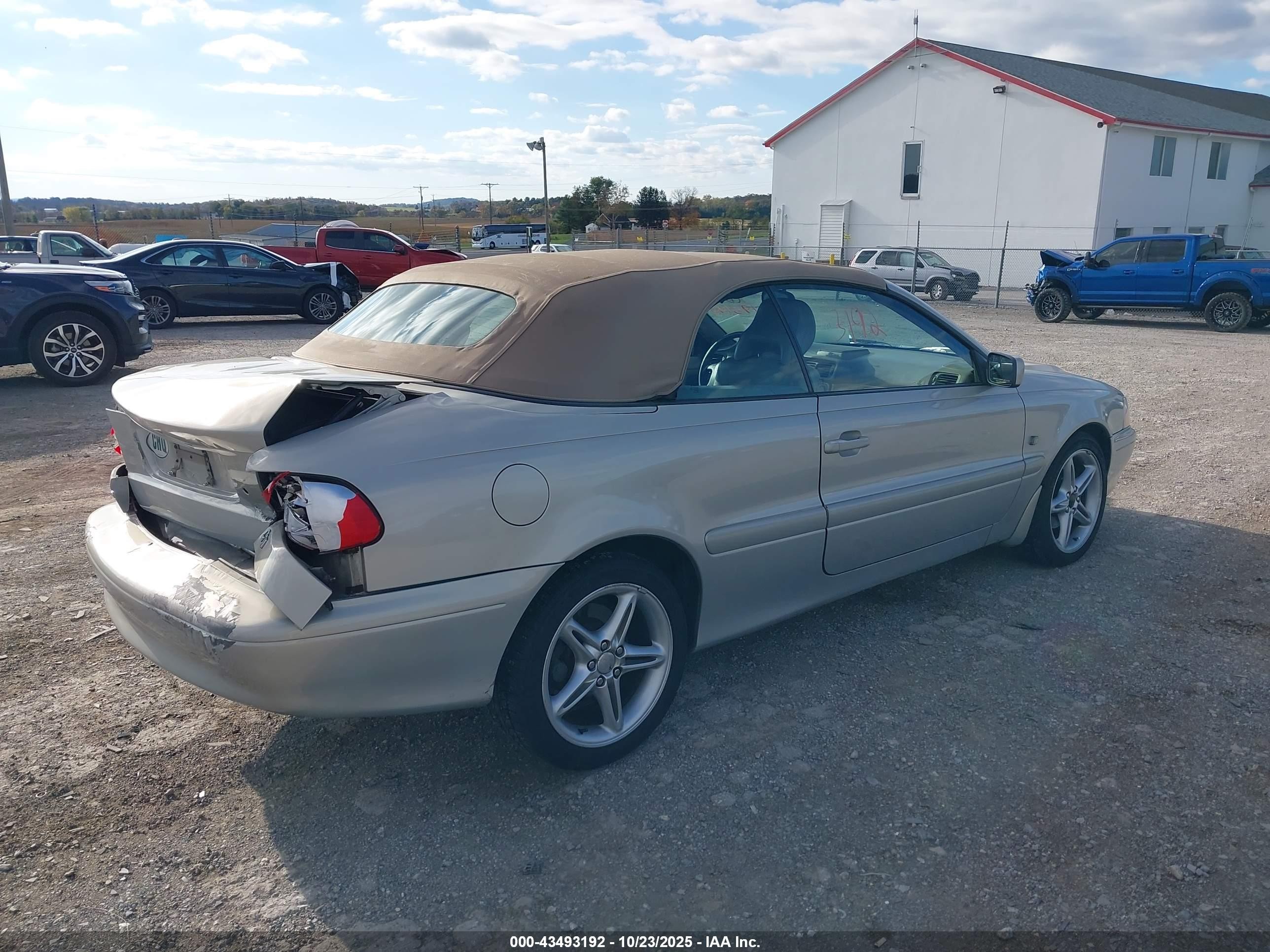 2000 Volvo C70 Ht Кремовый vin: YV1NC53D5YJ006711