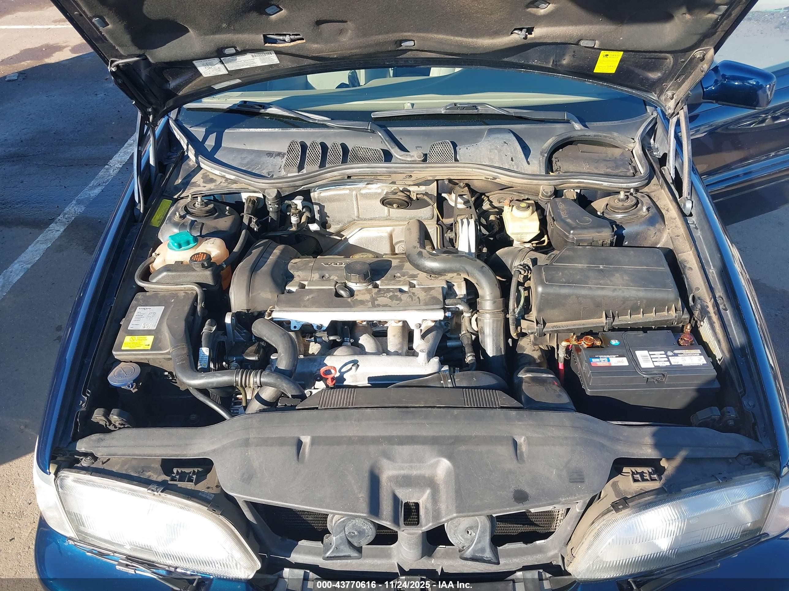 2002 Volvo C70 Lt Blue vin: YV1NC56D32J026992