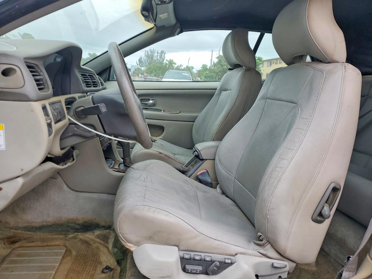 2000 Volvo C70 Turbo Серебряный vin: YV1NC56D5YJ009989