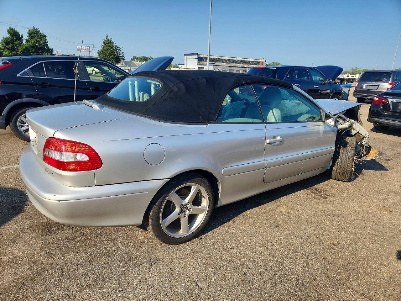 2004 Volvo C70 Hpt Серебряный vin: YV1NC62D44J061555