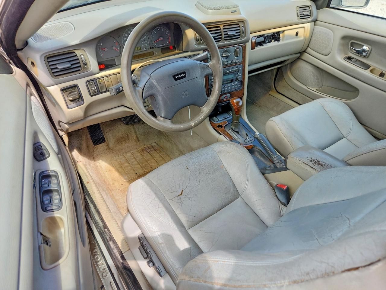 2004 Volvo C70 Lpt Серый vin: YV1NC63DX4J060540