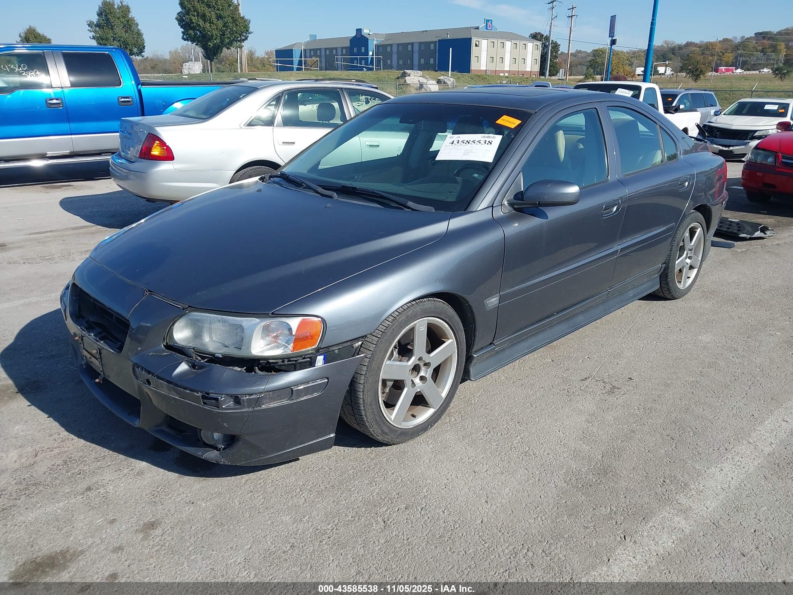 2005 Volvo S60 R Gray vin: YV1RH527952440666