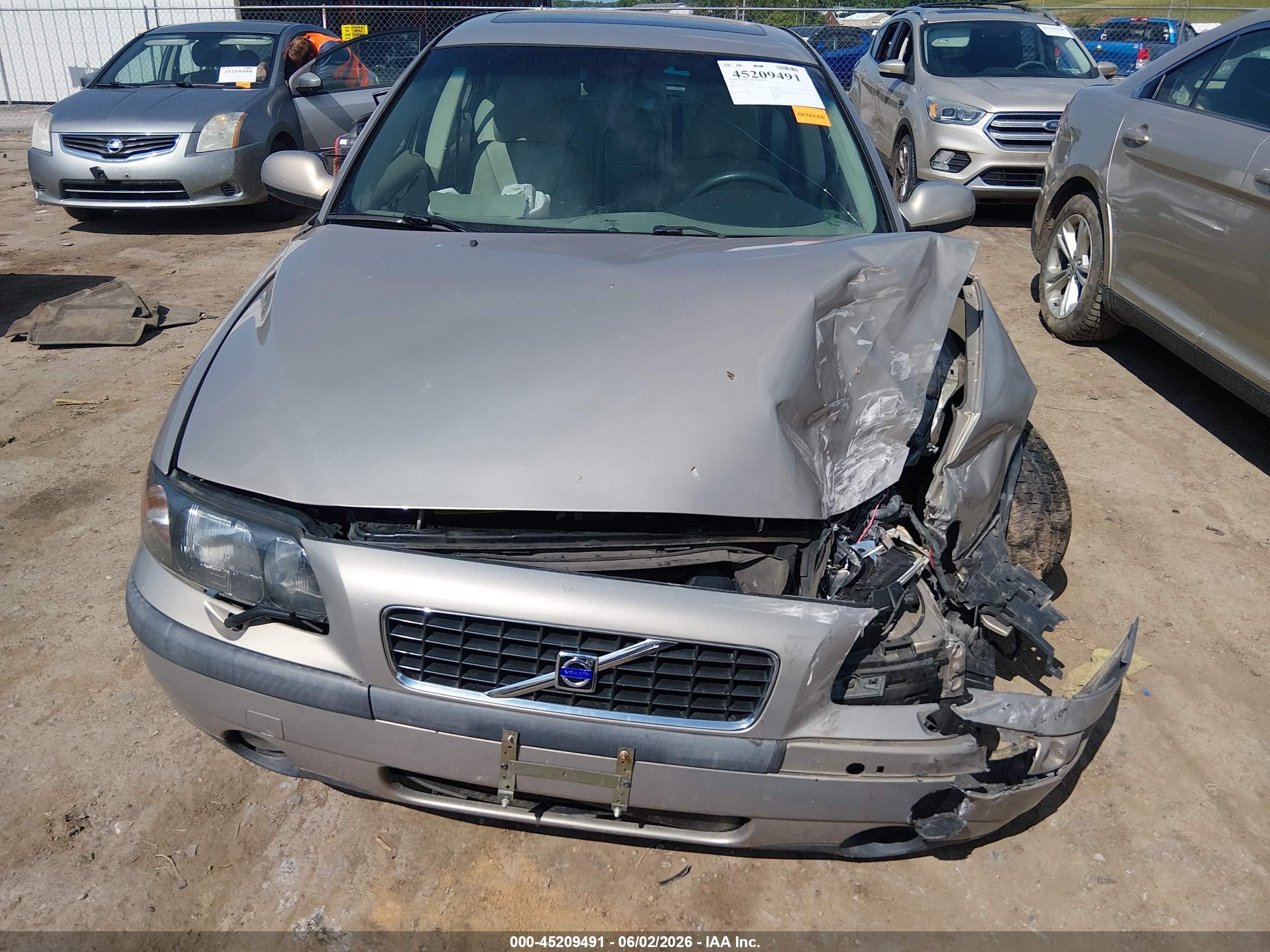 2002 Volvo S60 Awd Gold vin: YV1RH58D622144707