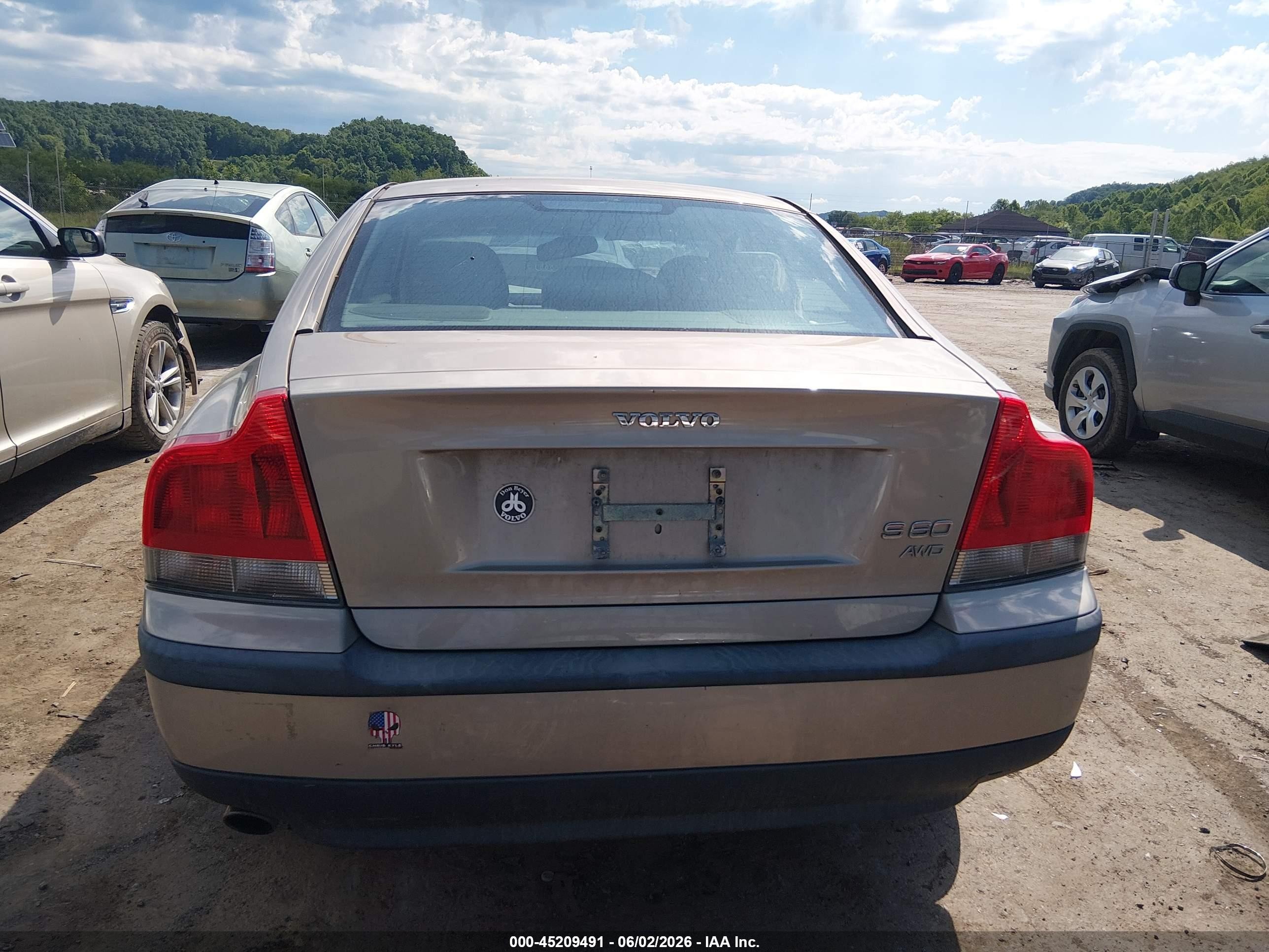 2002 Volvo S60 Awd Gold vin: YV1RH58D622144707