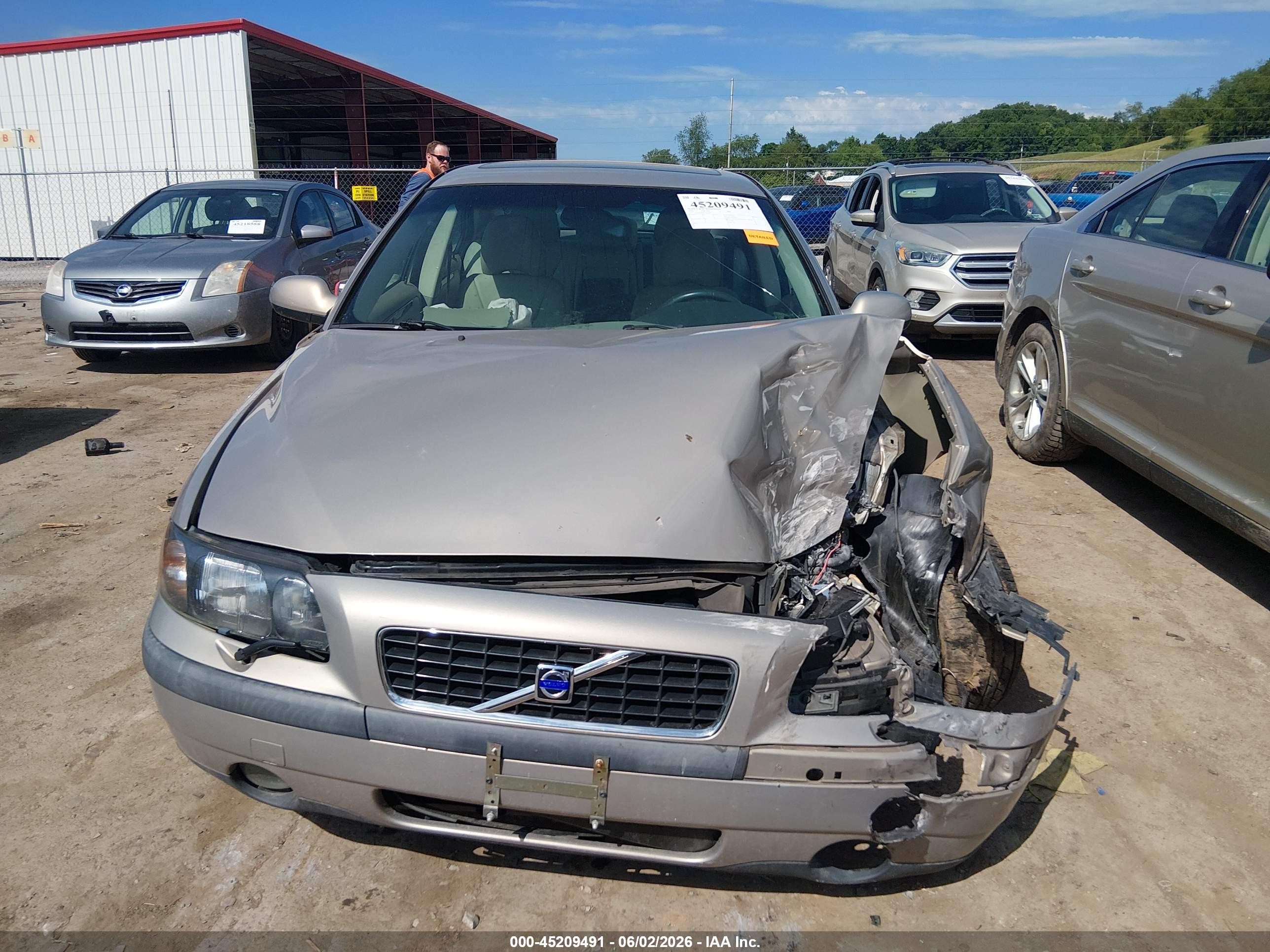 2002 Volvo S60 Awd Gold vin: YV1RH58D622144707