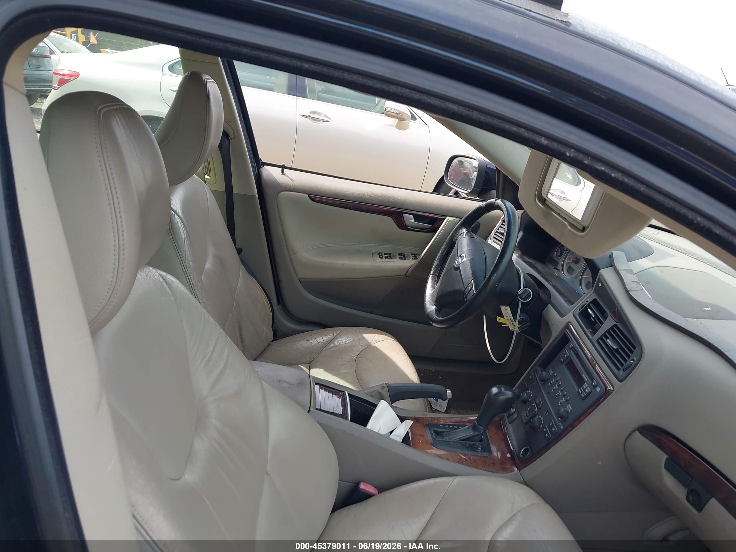 2007 Volvo S60 2.5t Черный vin: YV1RH592072638422