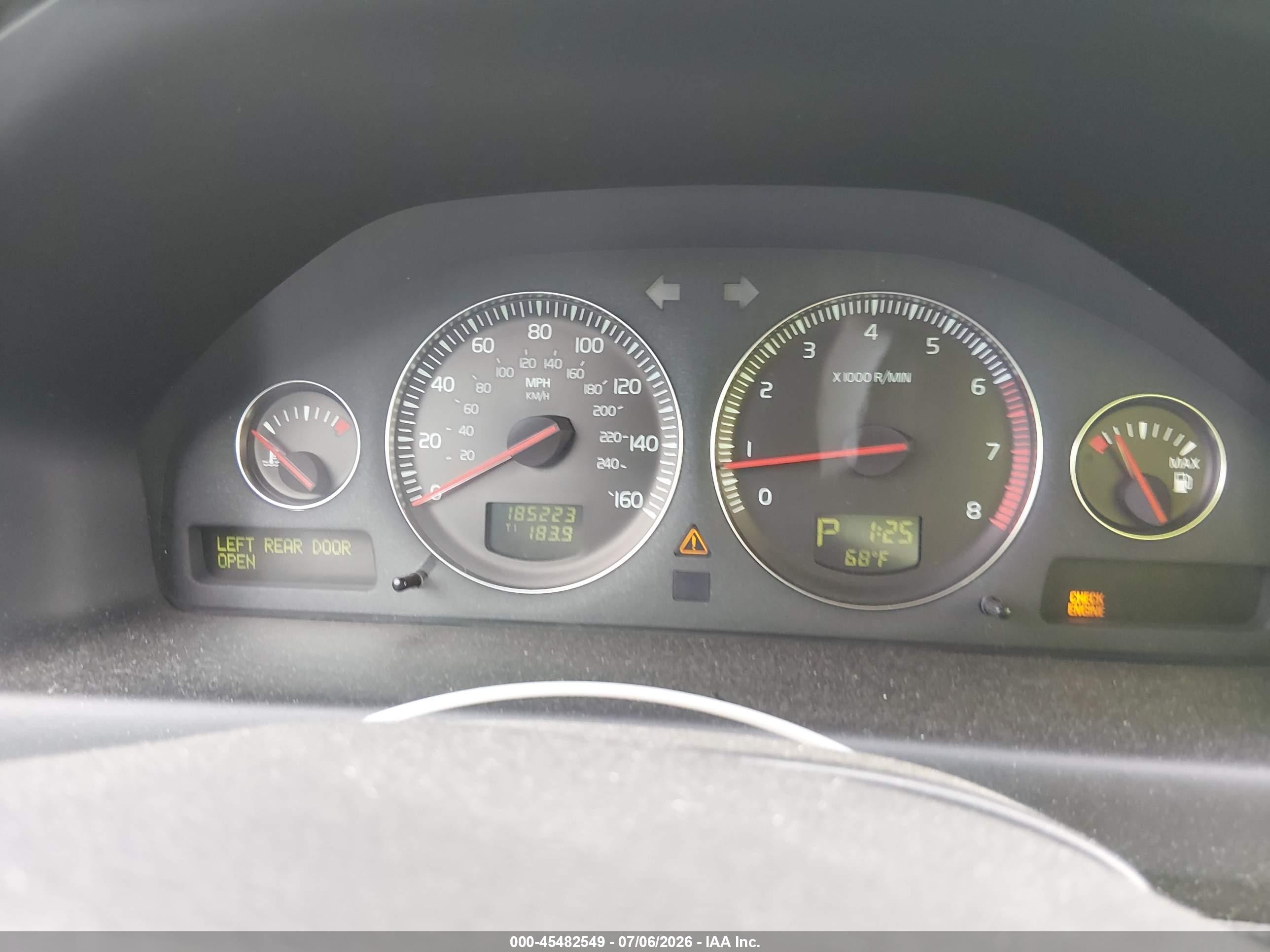 2005 Volvo S60 2.5t A Awd/2.5t A Awd Sr Белый vin: YV1RH592152440588