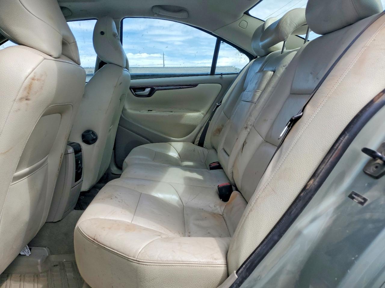 2007 Volvo S60 2.5t Tan vin: YV1RH592772645545