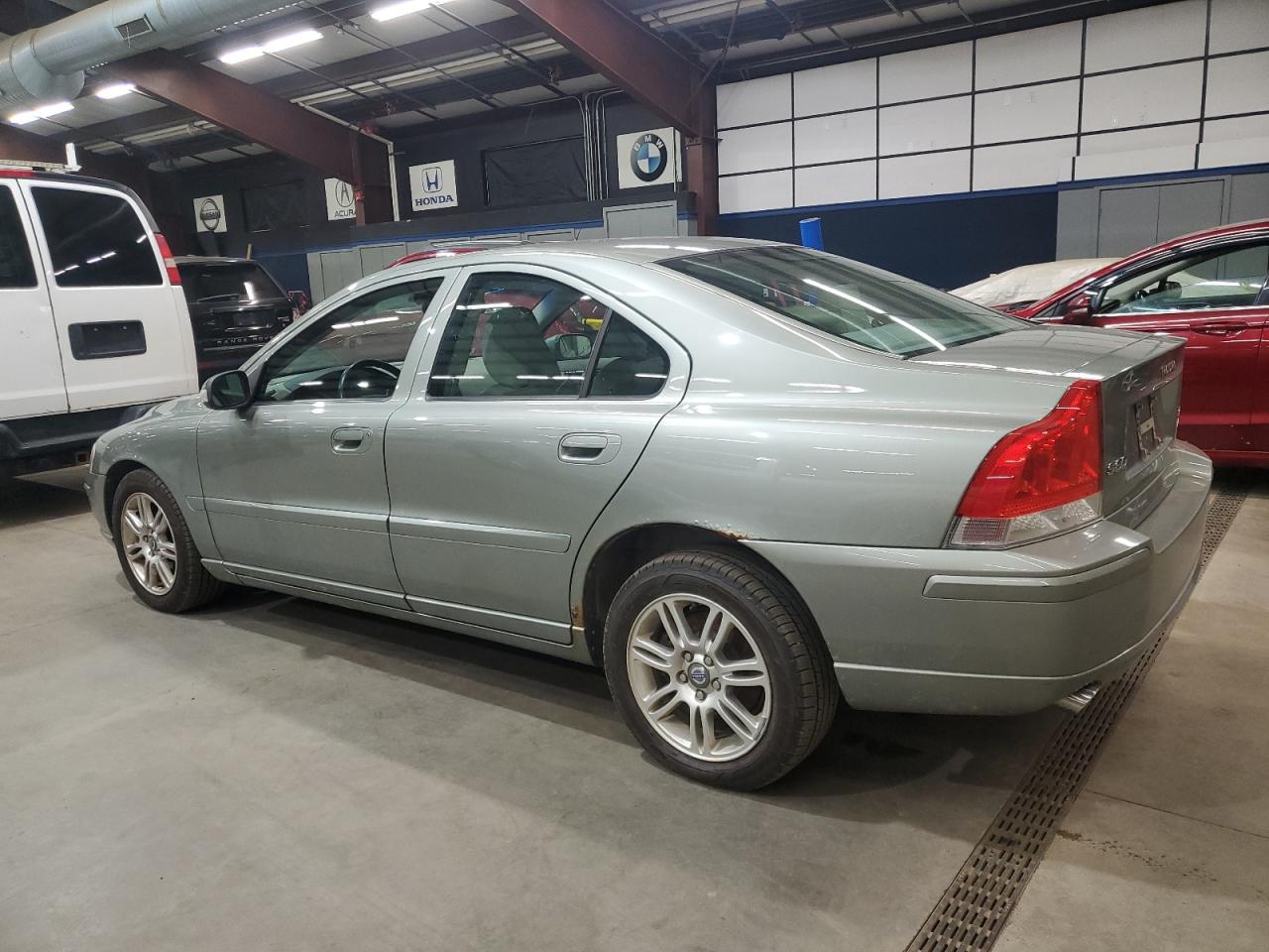 2007 Volvo S60 2.5t Silver vin: YV1RH592872601263