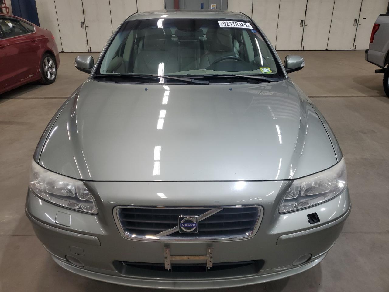 2007 Volvo S60 2.5t Silver vin: YV1RH592872601263