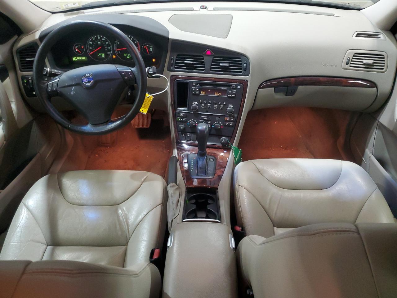 2007 Volvo S60 2.5t Silver vin: YV1RH592872601263
