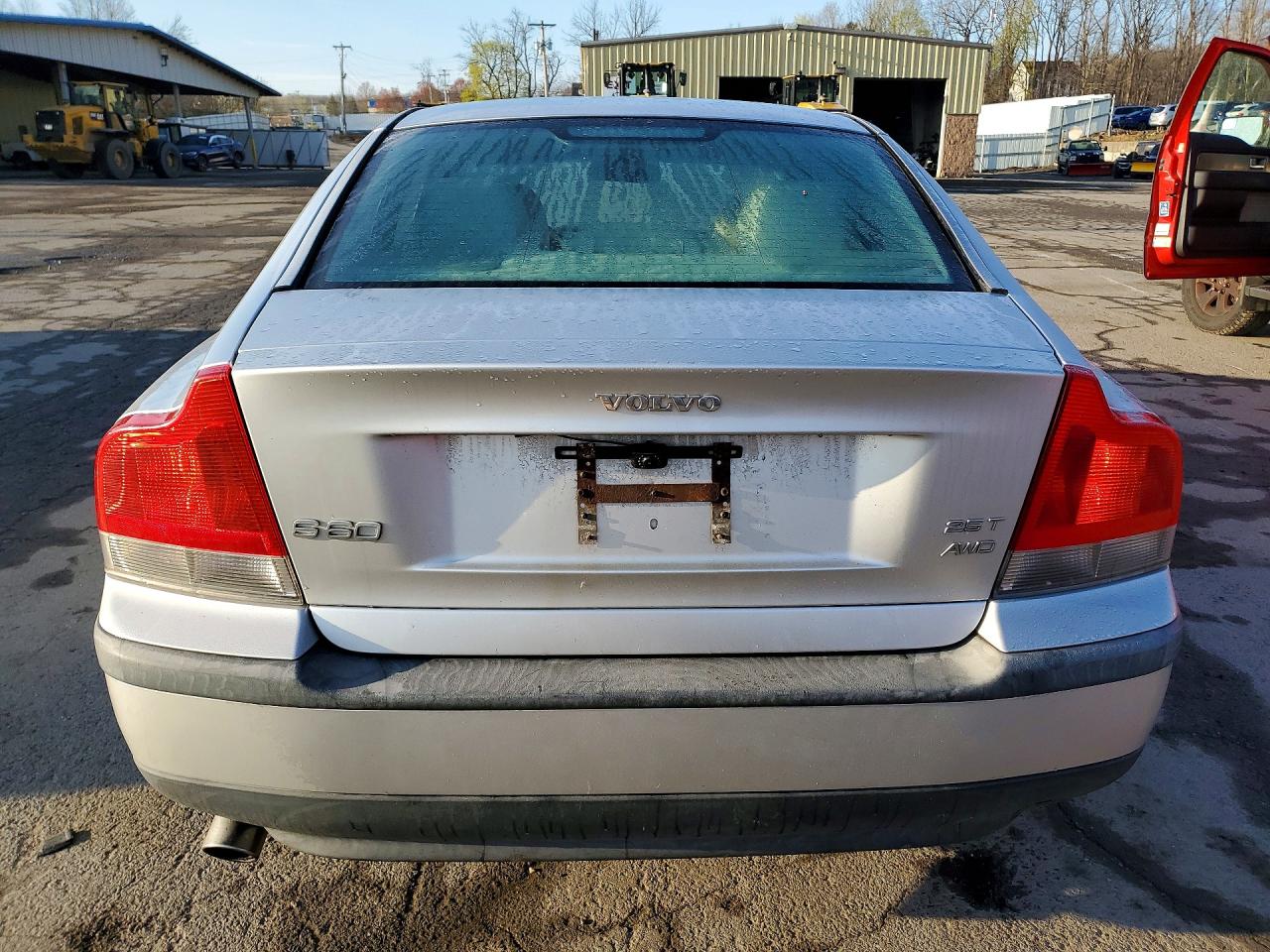 2004 Volvo S60 2.5t Silver vin: YV1RH59H442346787
