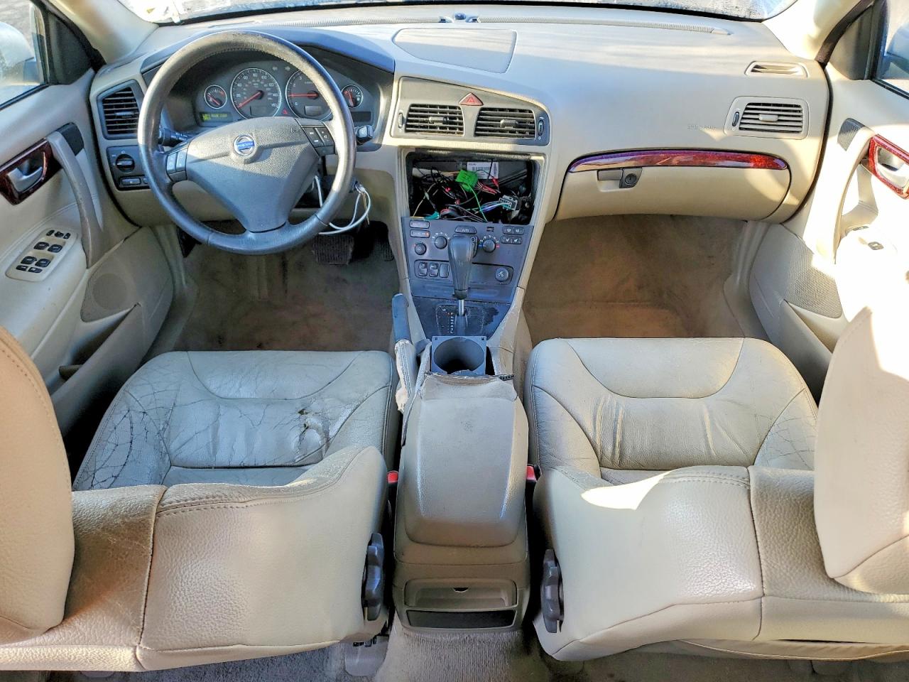 2004 Volvo S60 2.5t Silver vin: YV1RH59H442346787
