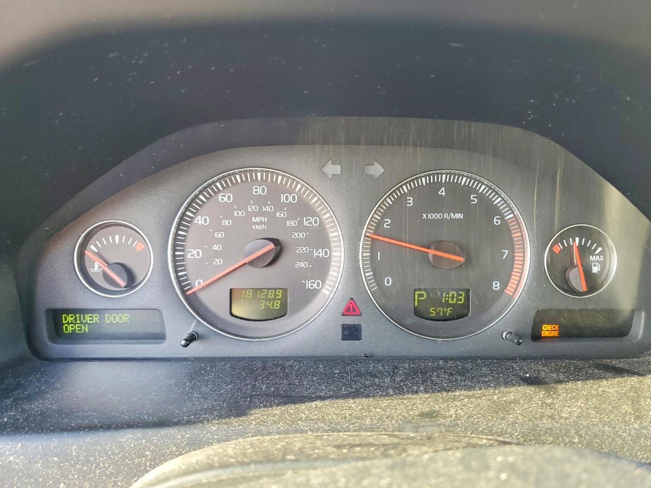 2004 Volvo S60 2.5t Silver vin: YV1RH59H442346787