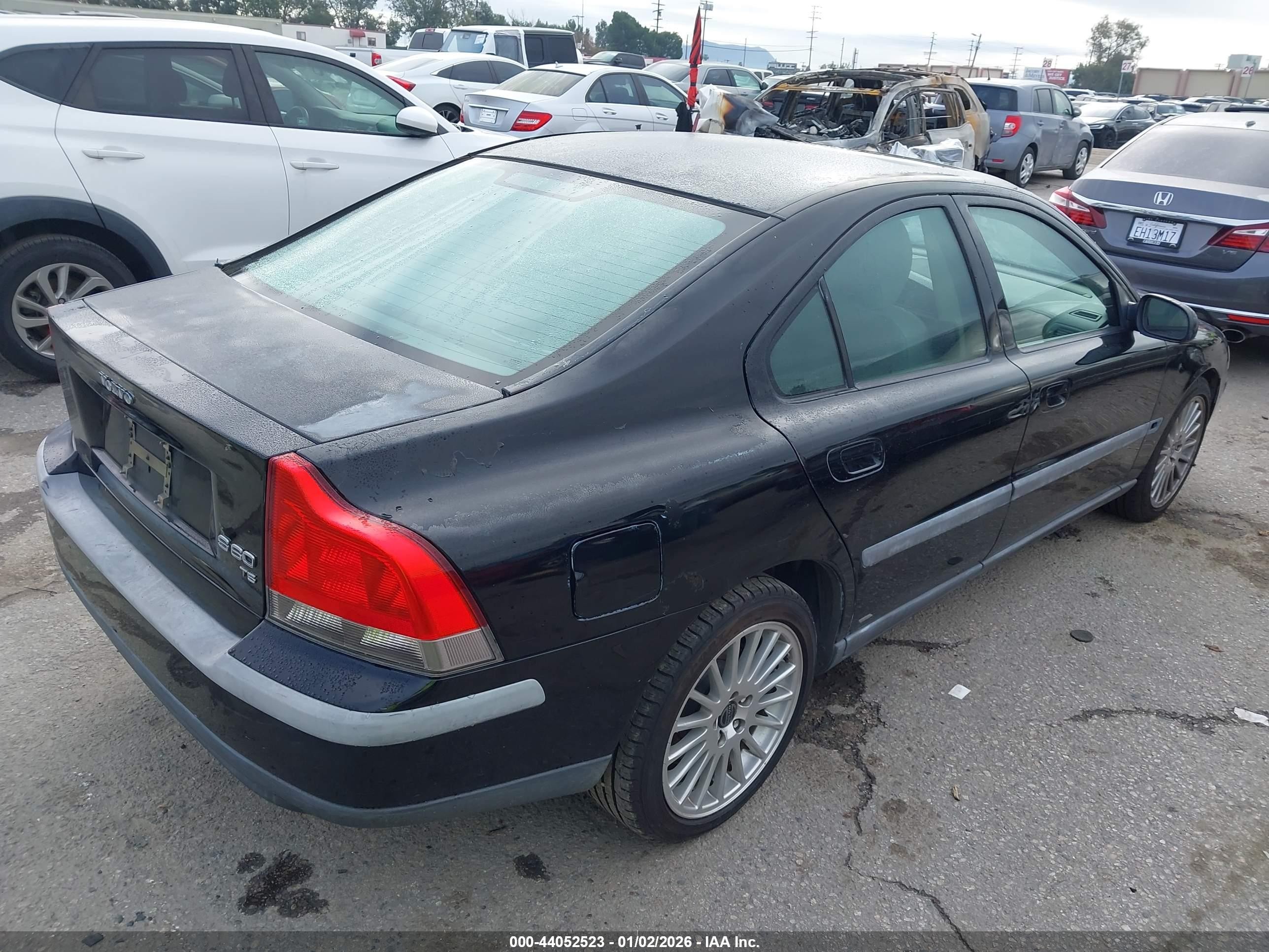 2002 Volvo S60 T5 Beige vin: YV1RS53D422101203