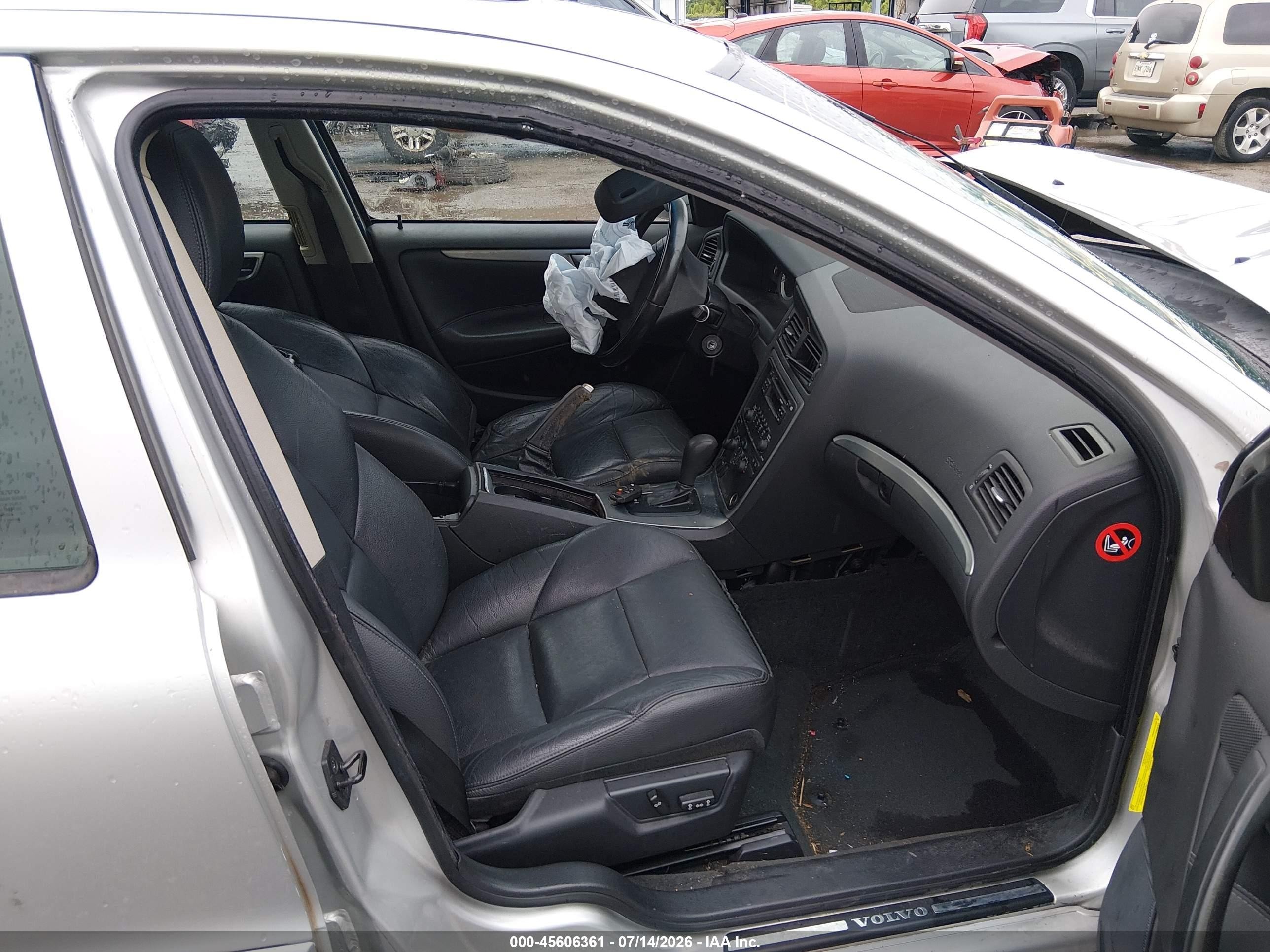 2007 Volvo S60 T5 Silver vin: YV1RS547072638991