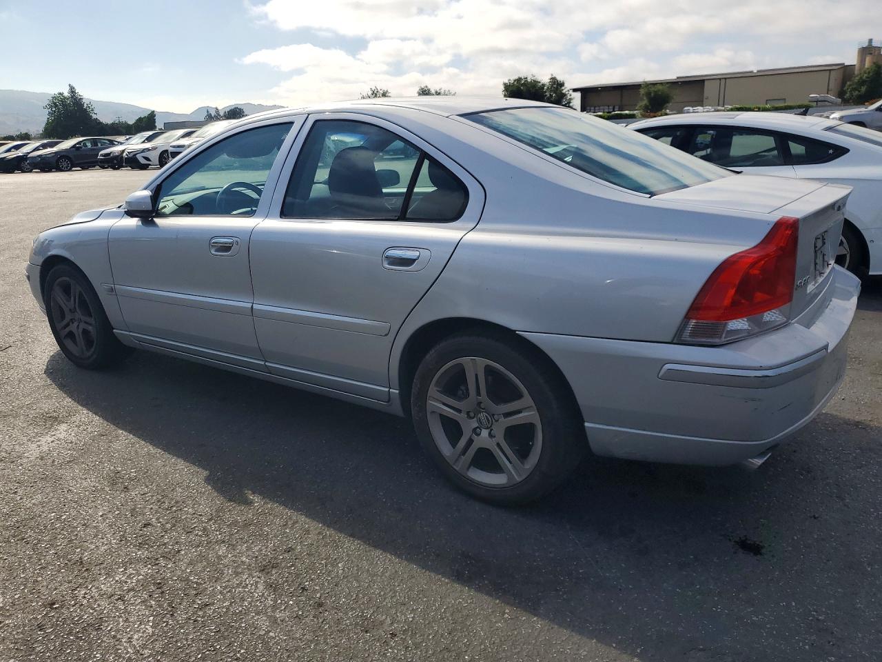 2006 Volvo S60 T5 Silver vin: YV1RS547X62557995
