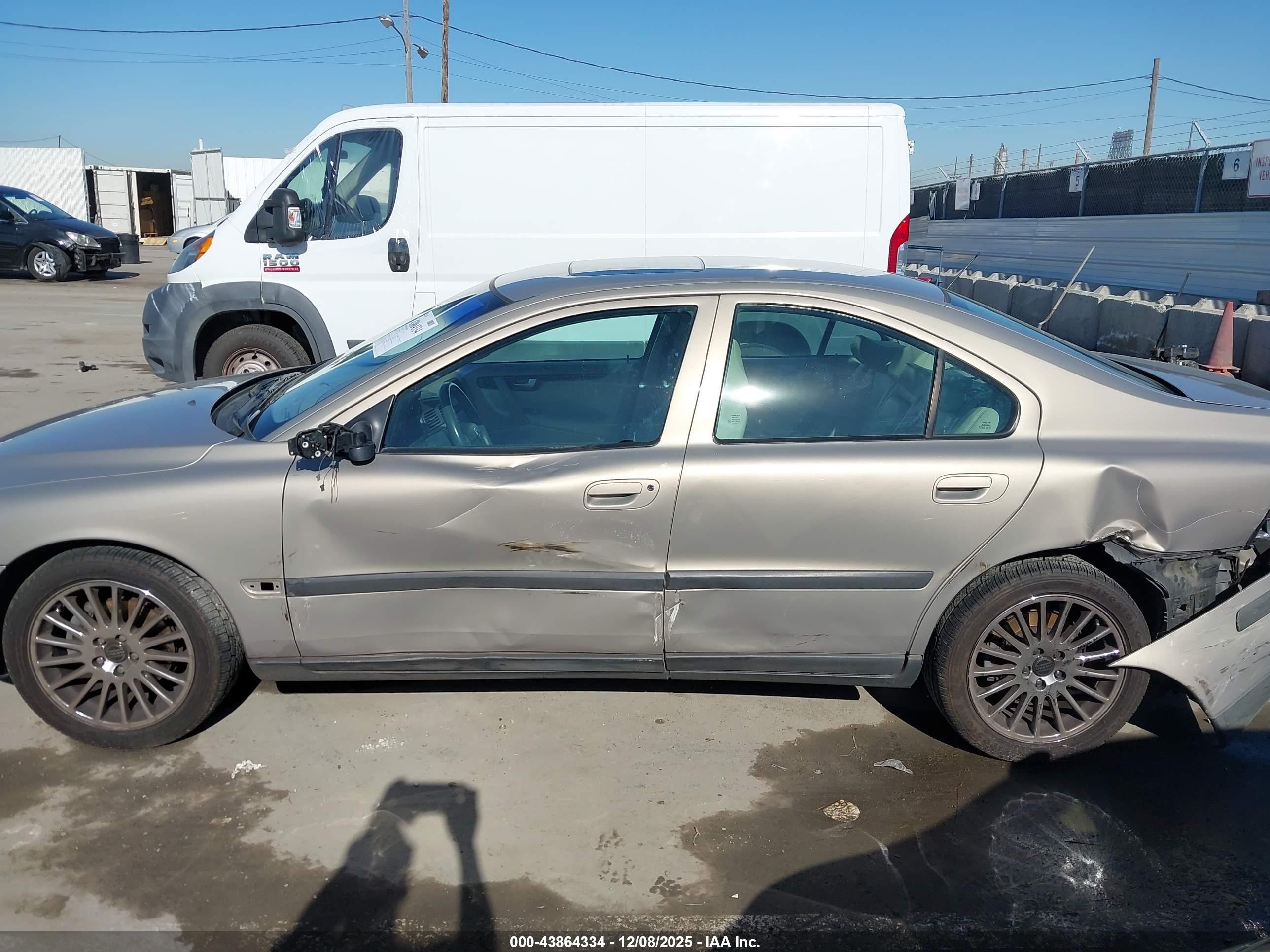 2002 Volvo S60 2.4t Brown vin: YV1RS58D122134135