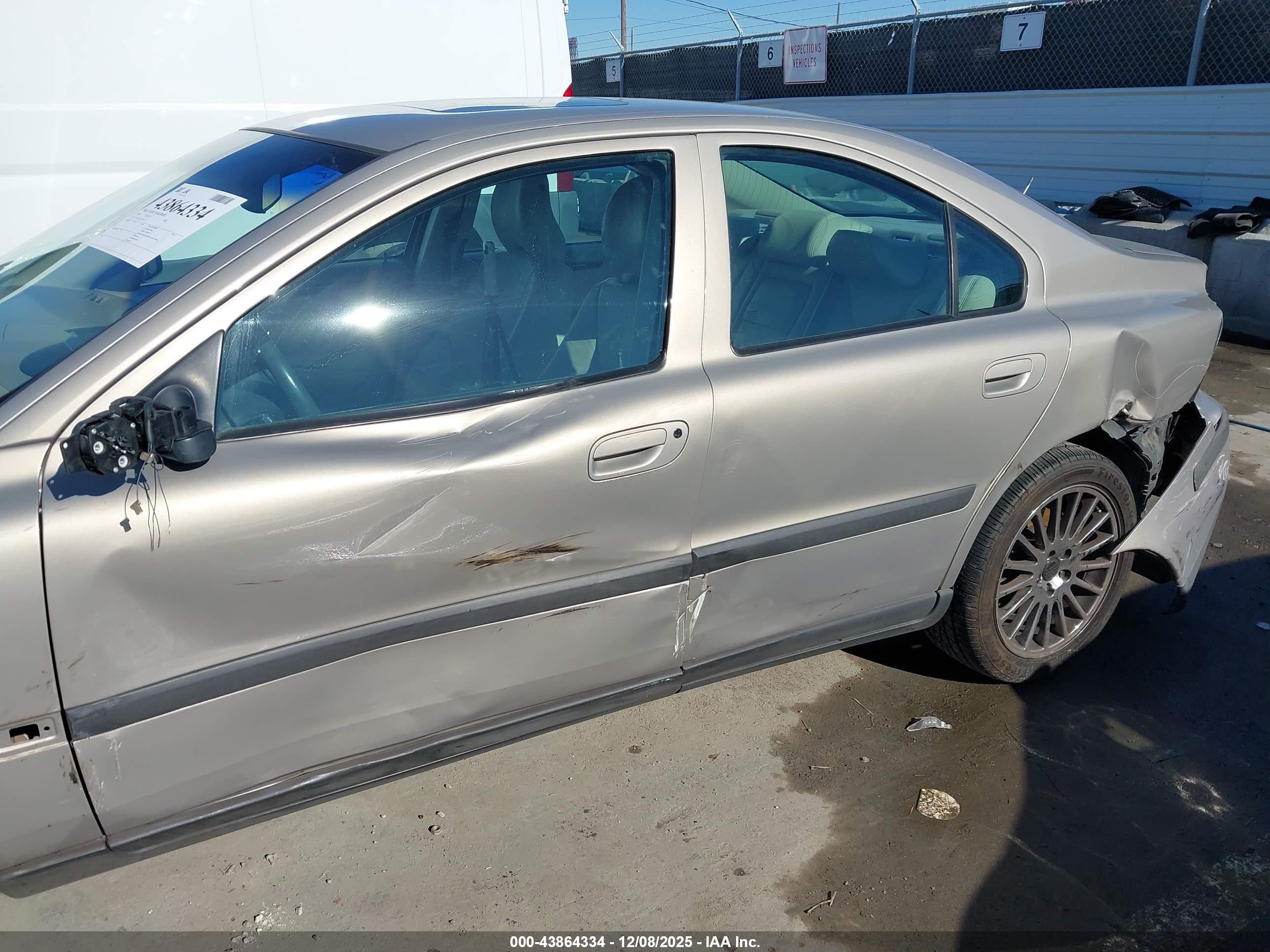 2002 Volvo S60 2.4t Brown vin: YV1RS58D122134135