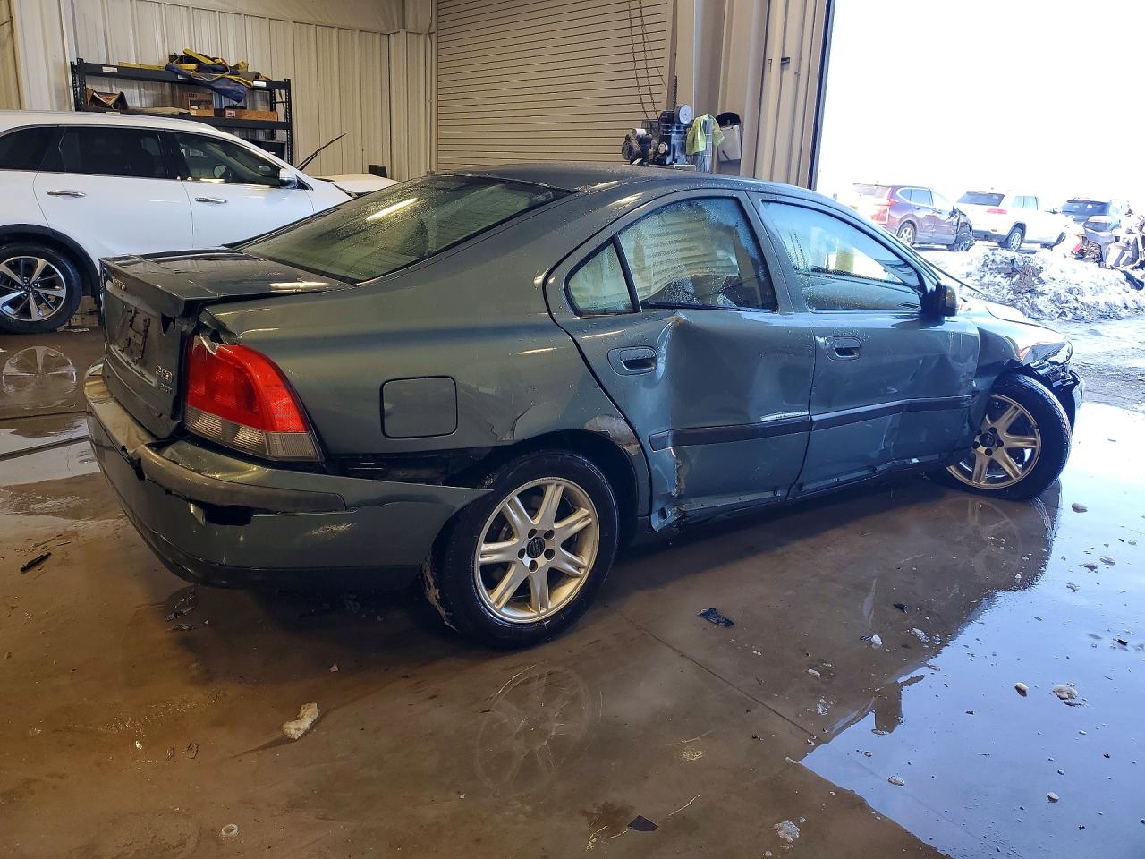 2002 Volvo S60 2.4t Teal vin: YV1RS58D322095578