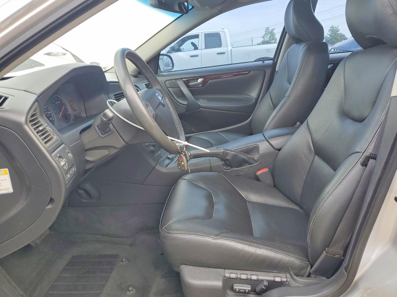 2002 Volvo S60 2.4t Silver vin: YV1RS58D522169907