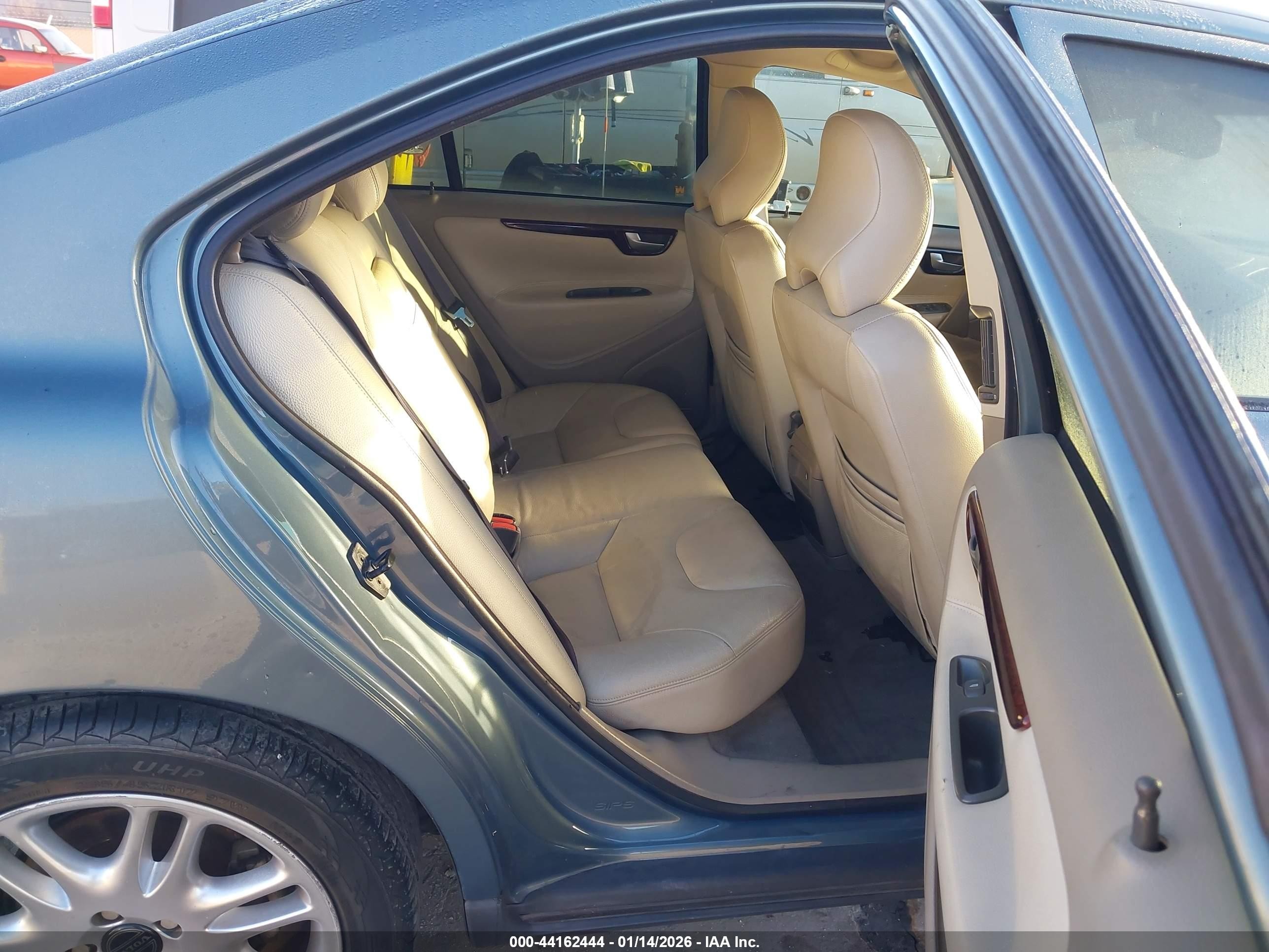 2002 Volvo S60 2.4t Pewter vin: YV1RS58D622099530