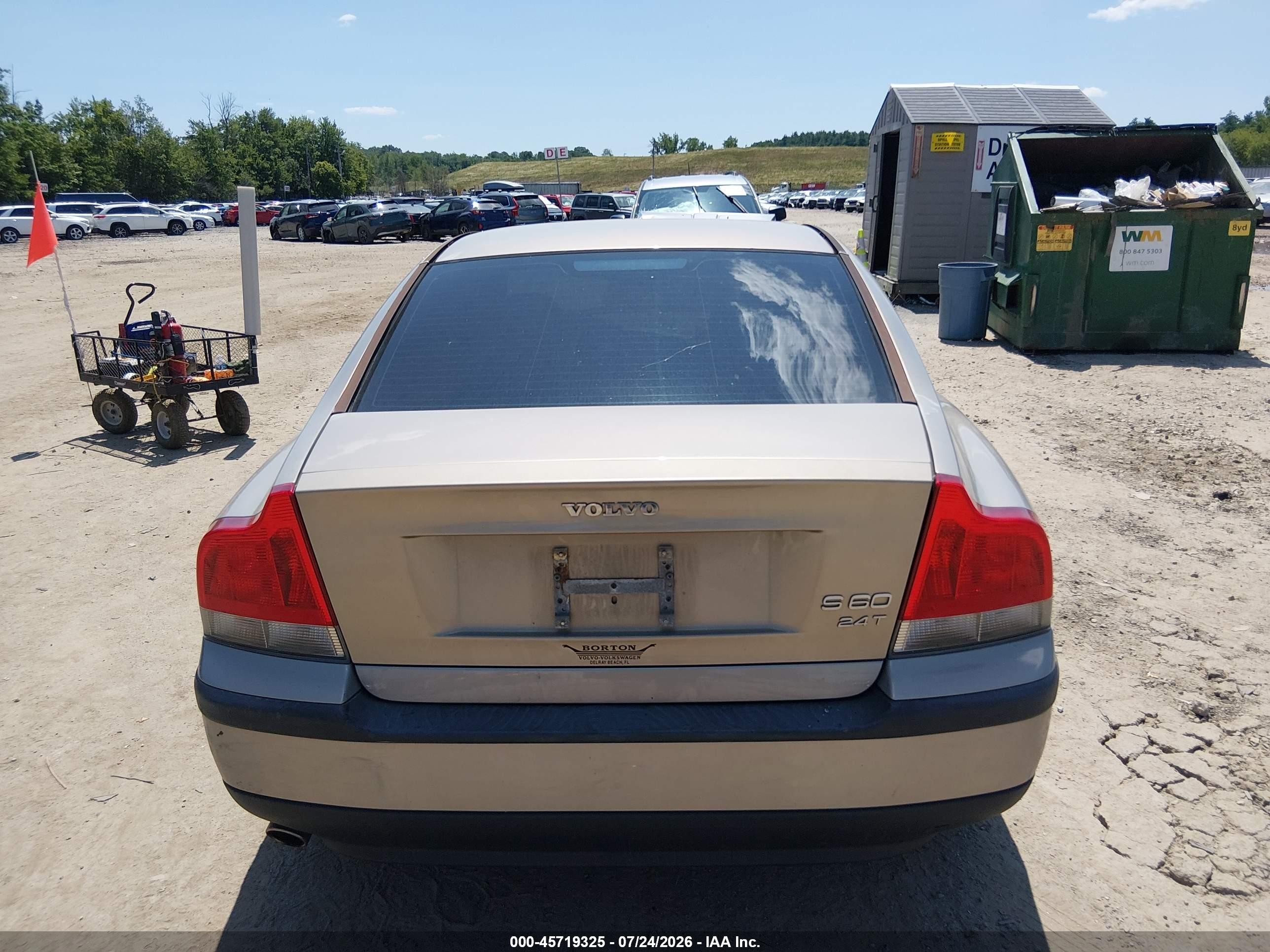 2001 Volvo S60 2.4t Желто-коричневый vin: YV1RS58D912010810