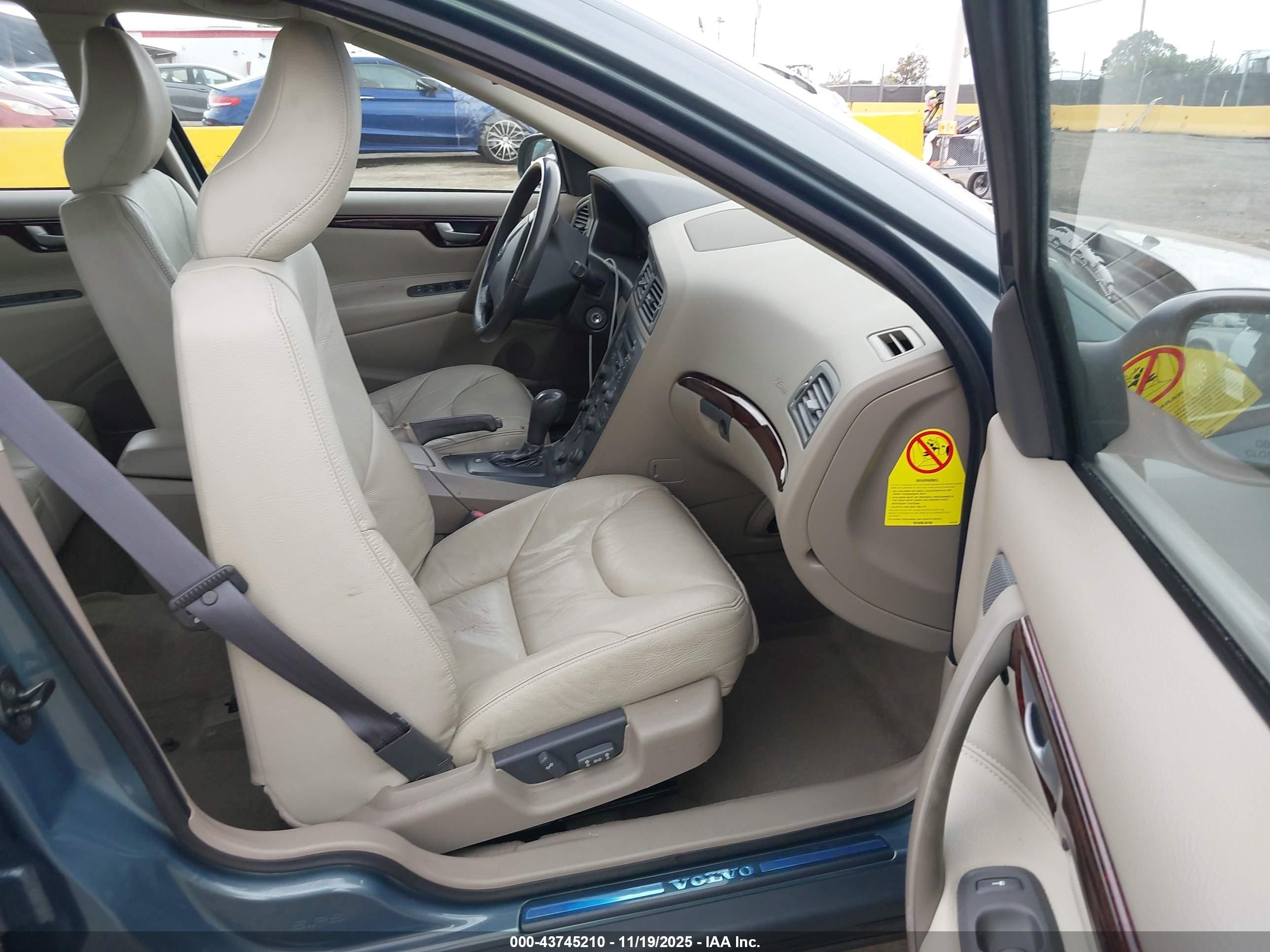 2002 Volvo S60 2.4t Blue vin: YV1RS58D922101299