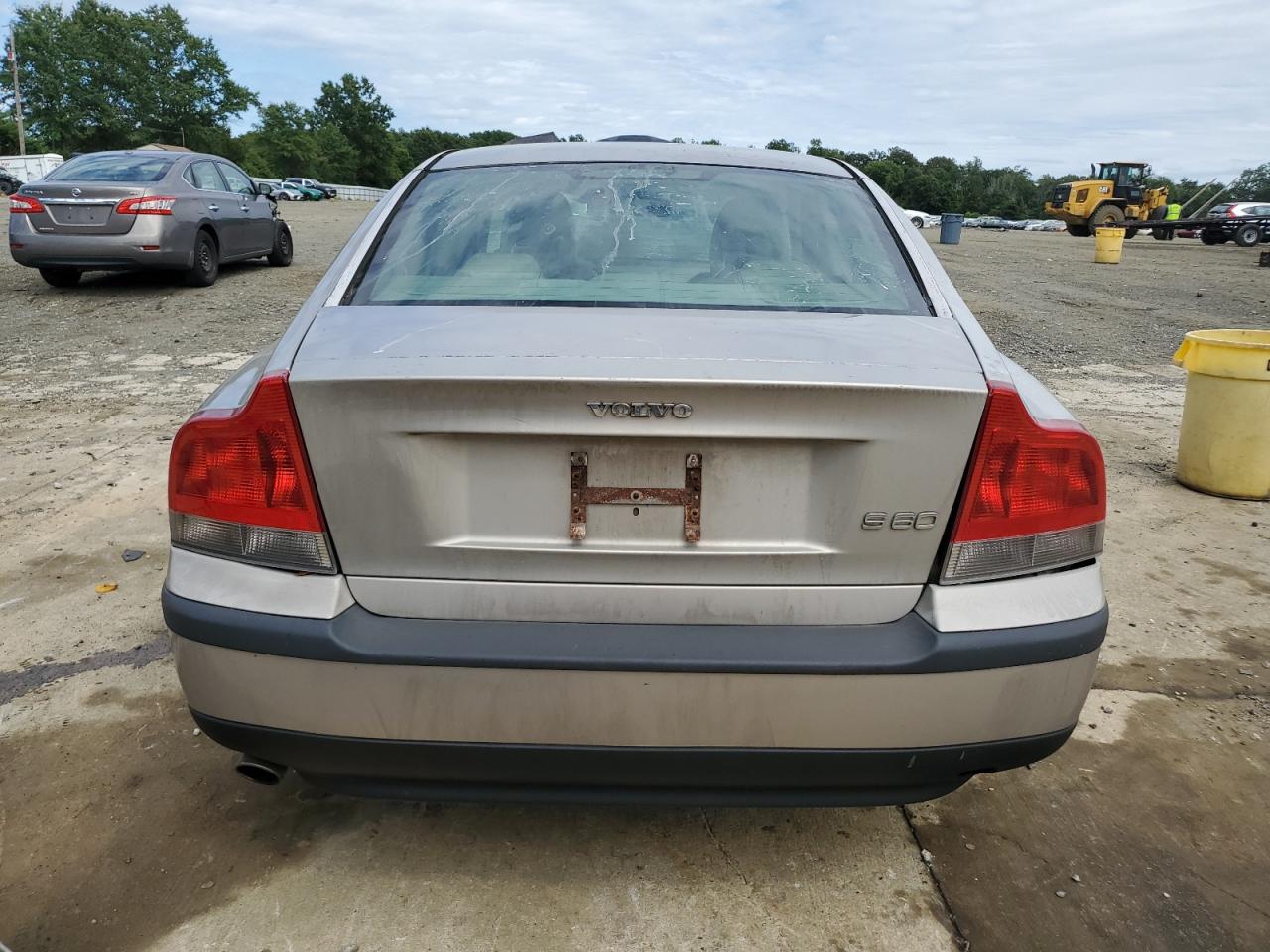 2002 Volvo S60 2.4t Beige vin: YV1RS58DX22181423