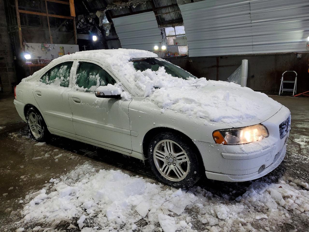 2007 Volvo S60 2.5t White vin: YV1RS592072600836